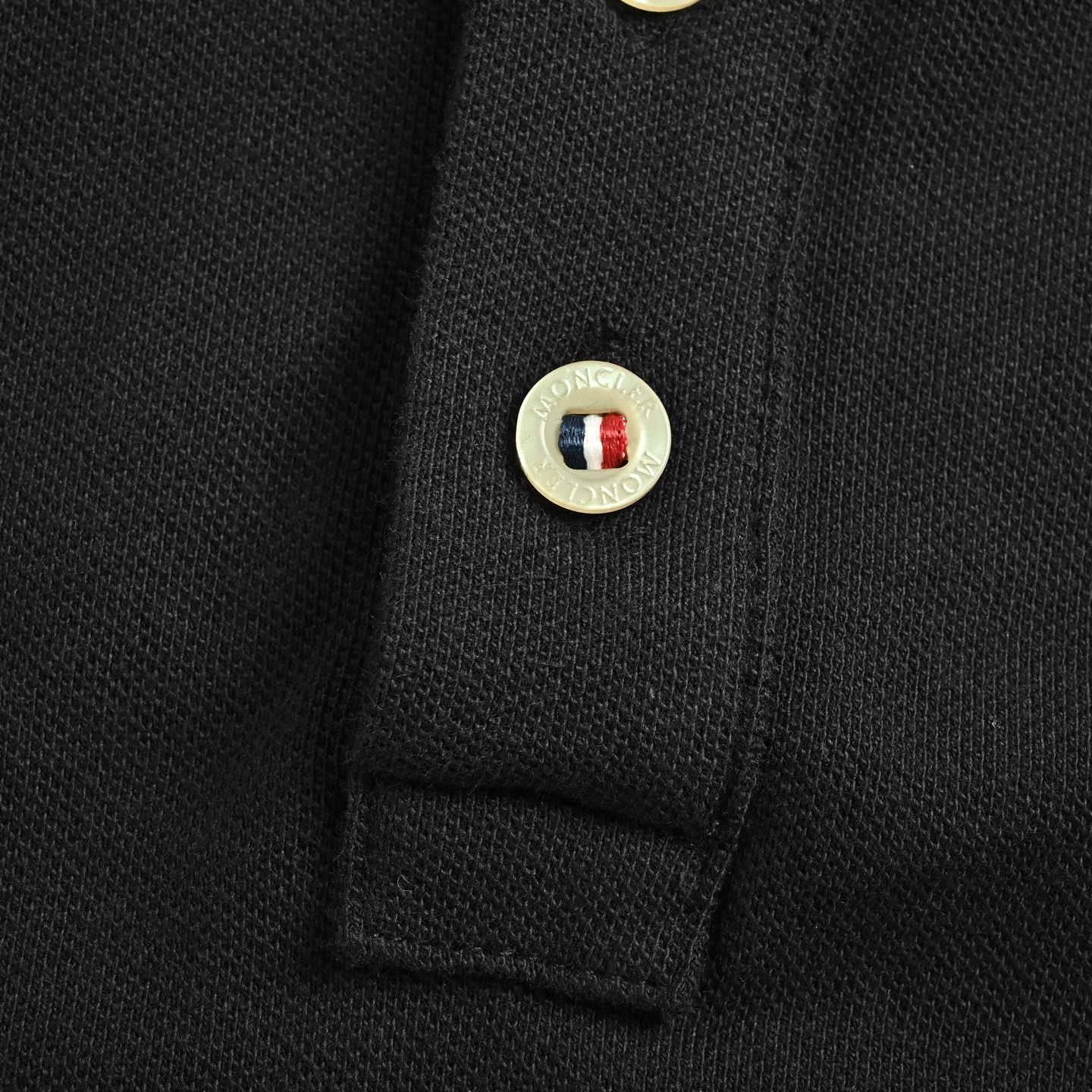 Moncler/蒙口 经典刺绣标Polo短袖-Chinese UA Cheap High Quatity Brand Clothes Bags handbags Sneakers wholesale wholesaler seller from China Factory suppliers Fashion Clothing Shoes best Quality Beautiful Price Moncler/蒙口 经典刺绣标Polo短袖