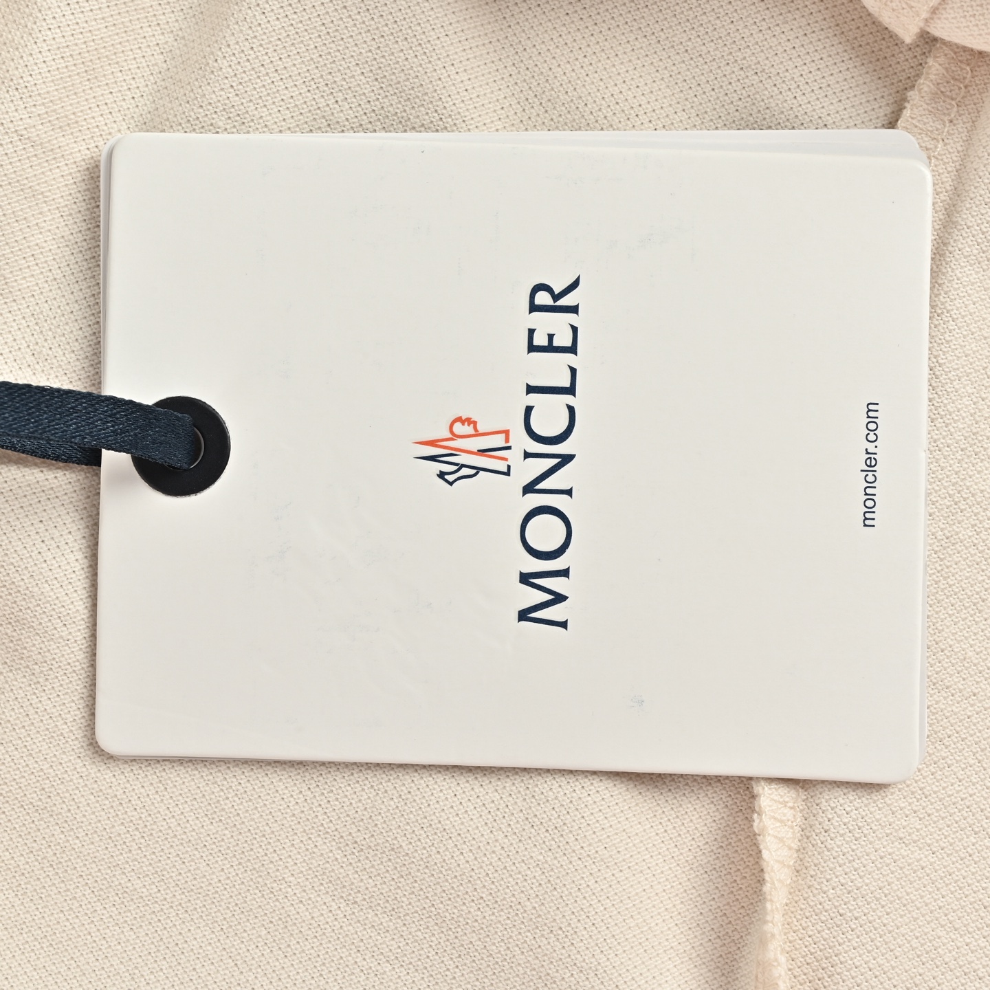 Moncler/蒙口 签名拼色领口Polo短袖-莆田鞋,莆田鞋货源,高仿鞋,高仿鞋货源,安福档口,莆田高仿鞋,莆田鞋批发,高仿鞋批发,莆田高仿运动鞋,高仿运动鞋,莆田运动鞋 Moncler/蒙口 签名拼色领口Polo短袖