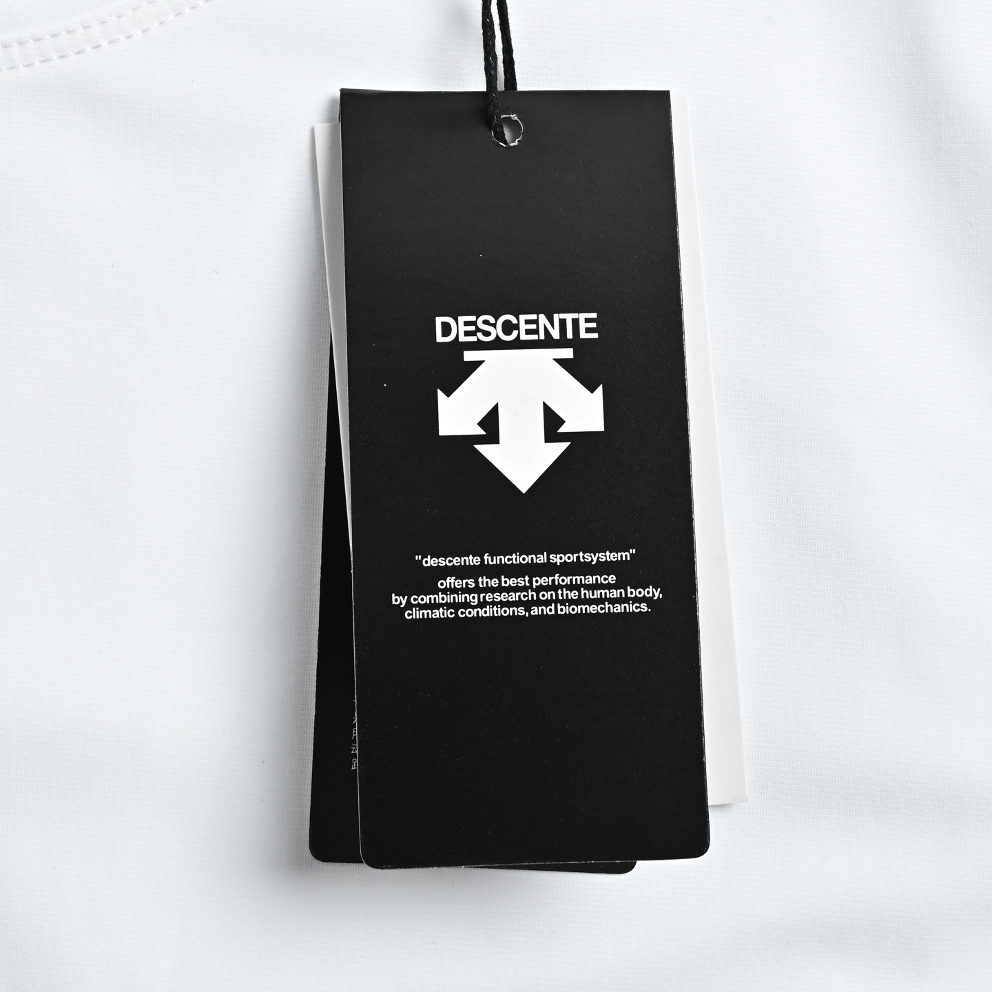 DESCENTE 迪桑特 速干圆领短袖-莆田鞋,莆田鞋货源,高仿鞋,高仿鞋货源,安福档口,莆田高仿鞋,莆田鞋批发,高仿鞋批发,莆田高仿运动鞋,高仿运动鞋,莆田运动鞋 DESCENTE 迪桑特 速干圆领短袖