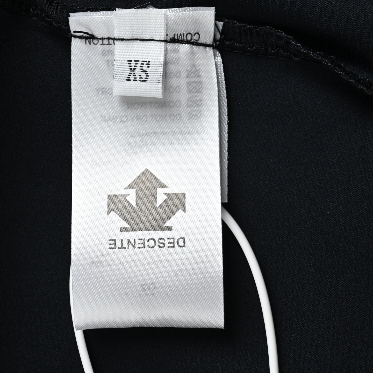 藏青) DESCENTE 迪桑特速干polo短袖-Top High Quatity Cheap Sneakers Fashion Clothing Clothes Bags handbags Shoes of all Brand wholesale With The best Quality And Beautiful Price from China Factory Chinese suppliers wholesaler seller 藏青) DESCENTE 迪桑特速干polo短袖