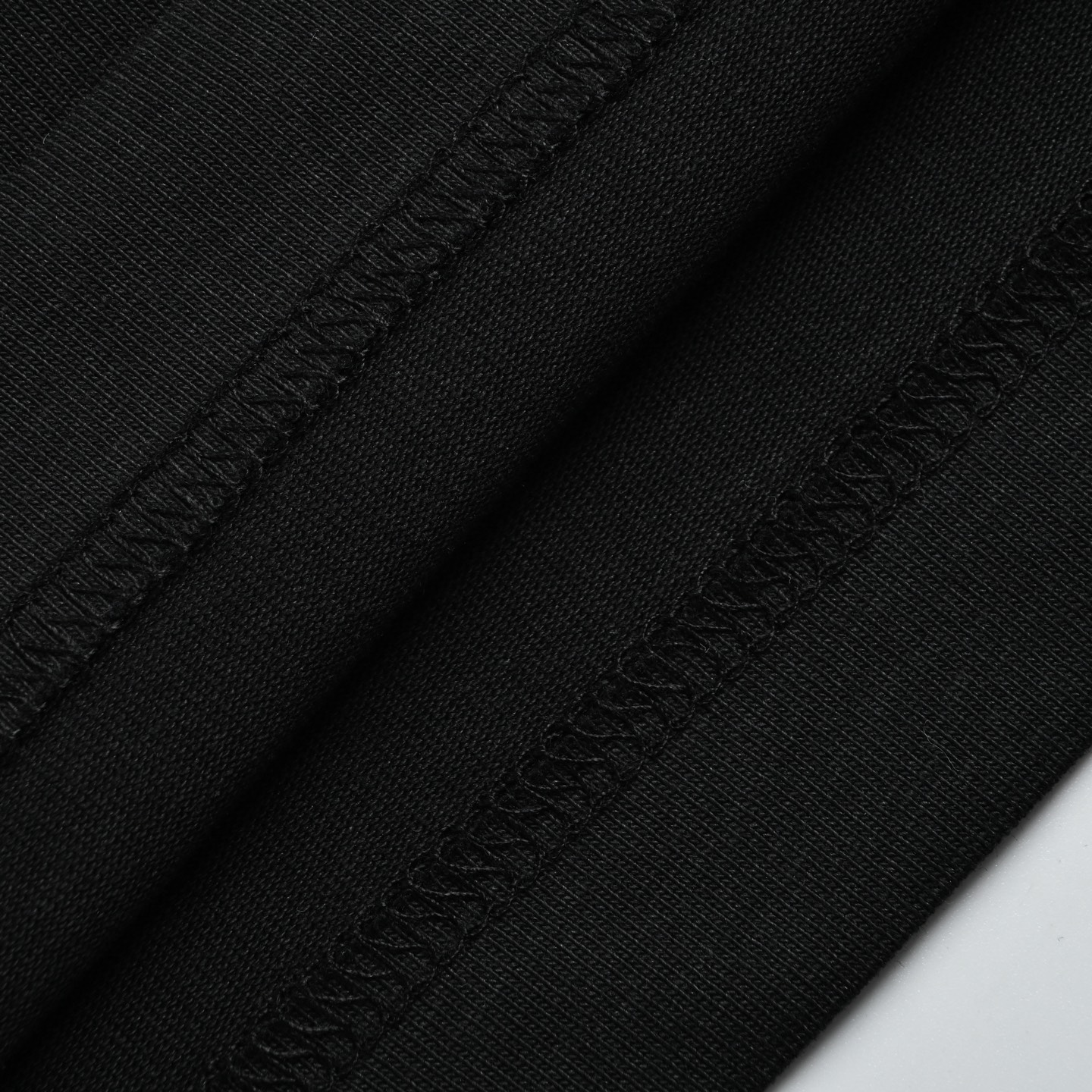 GIVENCHY /纪梵希 23ss 锁头字母印花短袖
