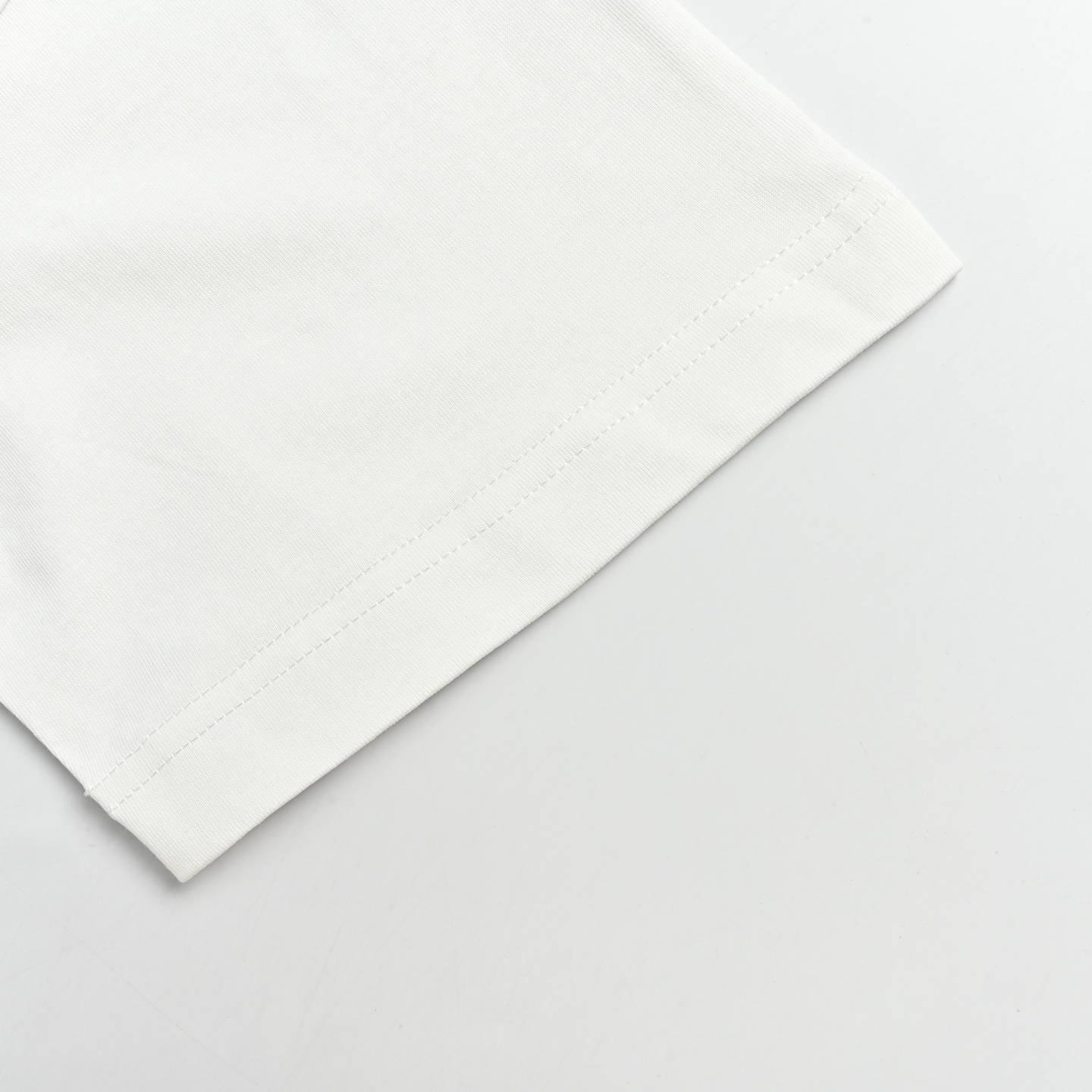 JIL SANDER 吉尔桑德 复古候车室座椅印花短袖T恤-Top High Quatity Cheap Sneakers Fashion Clothing Clothes Bags handbags Shoes of all Brand wholesale With The best Quality And Beautiful Price from China Factory Chinese suppliers wholesaler seller JIL SANDER 吉尔桑德 复古候车室座椅印花短袖T恤