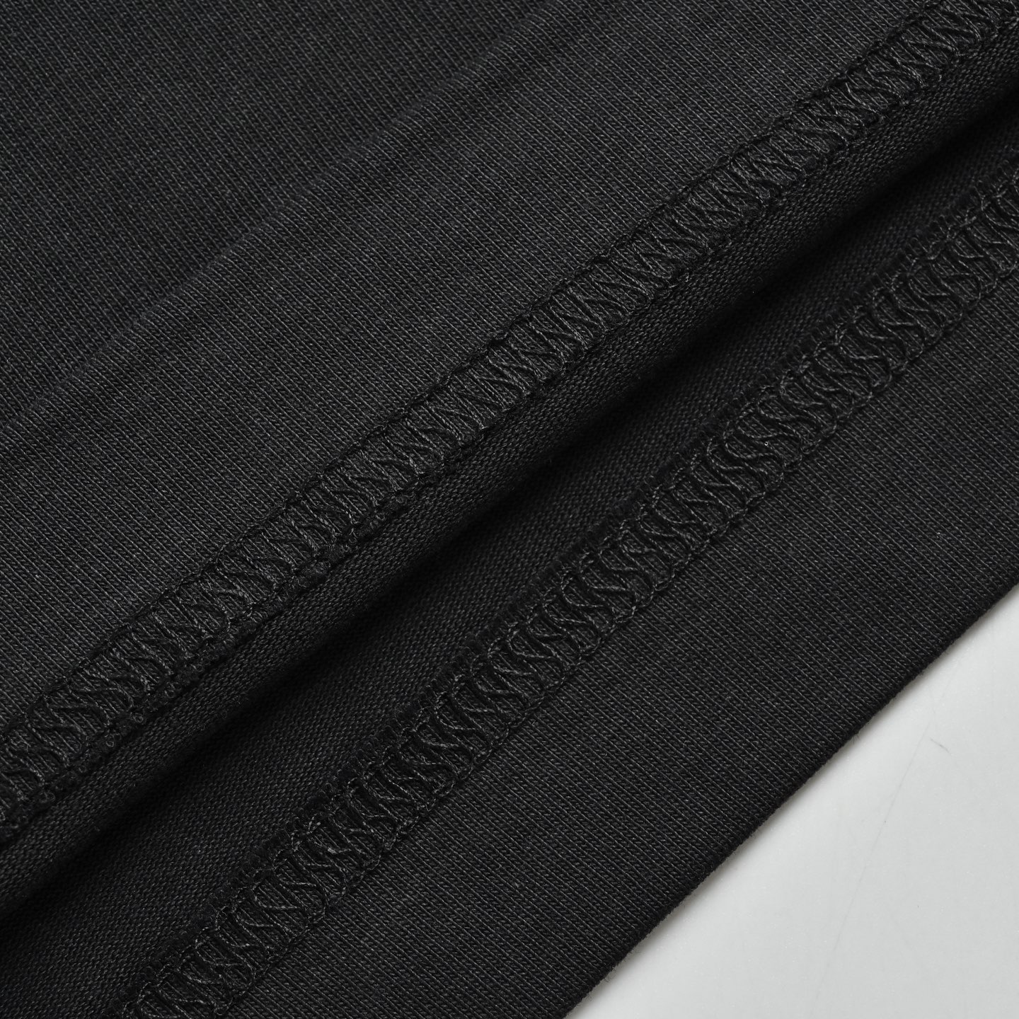 Burberry/巴宝莉 格纹旗帜字母刺绣短袖 巴宝莉新款T恤-Top High Quatity Cheap Sneakers Fashion Clothing Clothes Bags handbags Shoes of all Brand wholesale With The best Quality And Beautiful Price from China Factory Chinese suppliers wholesaler seller Burberry/巴宝莉 格纹旗帜字母刺绣短袖 巴宝莉新款T恤