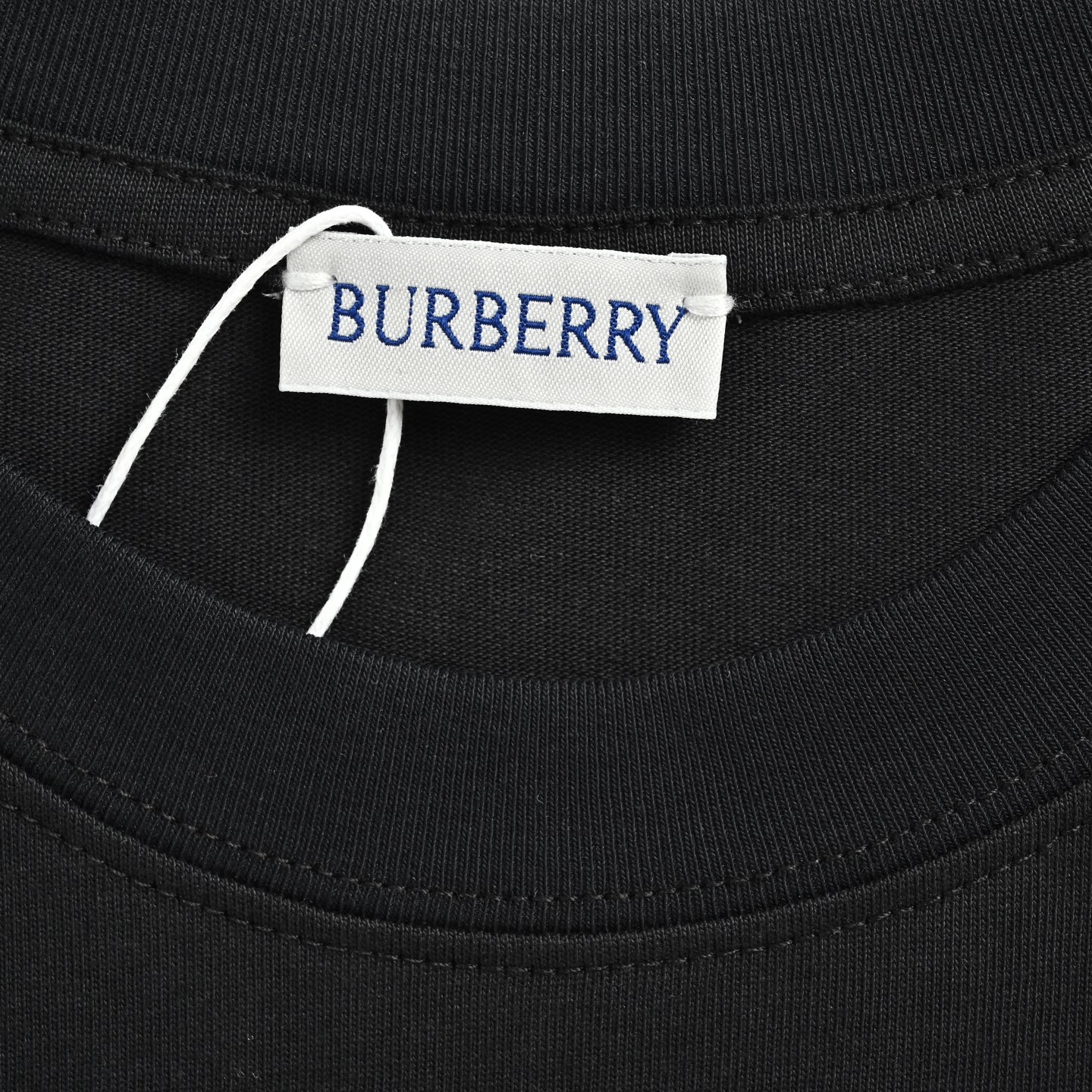 Burberry/巴宝莉 格纹旗帜字母刺绣短袖 巴宝莉新款T恤-Top High Quatity Cheap Sneakers Fashion Clothing Clothes Bags handbags Shoes of all Brand wholesale With The best Quality And Beautiful Price from China Factory Chinese suppliers wholesaler seller Burberry/巴宝莉 格纹旗帜字母刺绣短袖 巴宝莉新款T恤