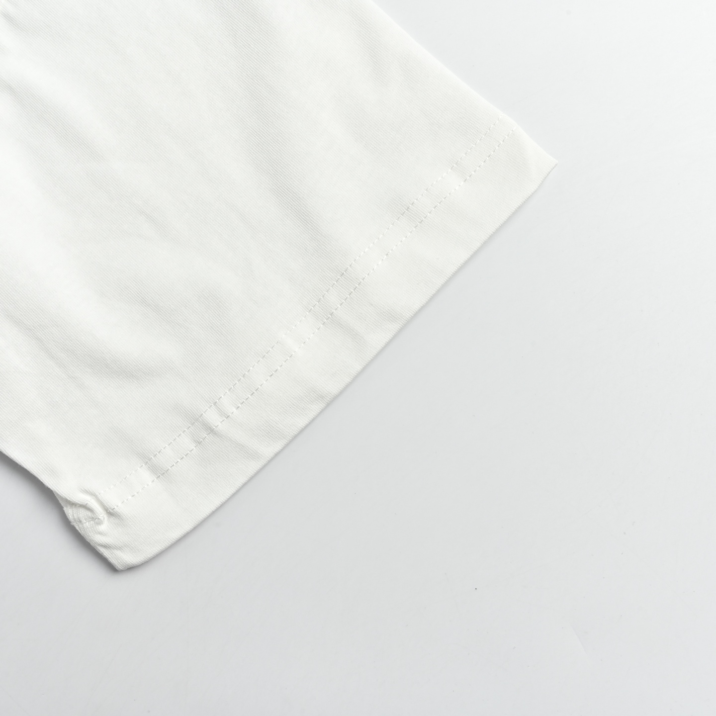 Louis Vuitton路易威登24ss油画涂鸦印花短袖-Top High Quatity Cheap Sneakers Fashion Clothing Clothes Bags handbags Shoes of all Brand wholesale With The best Quality And Beautiful Price from China Factory Chinese suppliers wholesaler seller Louis Vuitton路易威登24ss油画涂鸦印花短袖