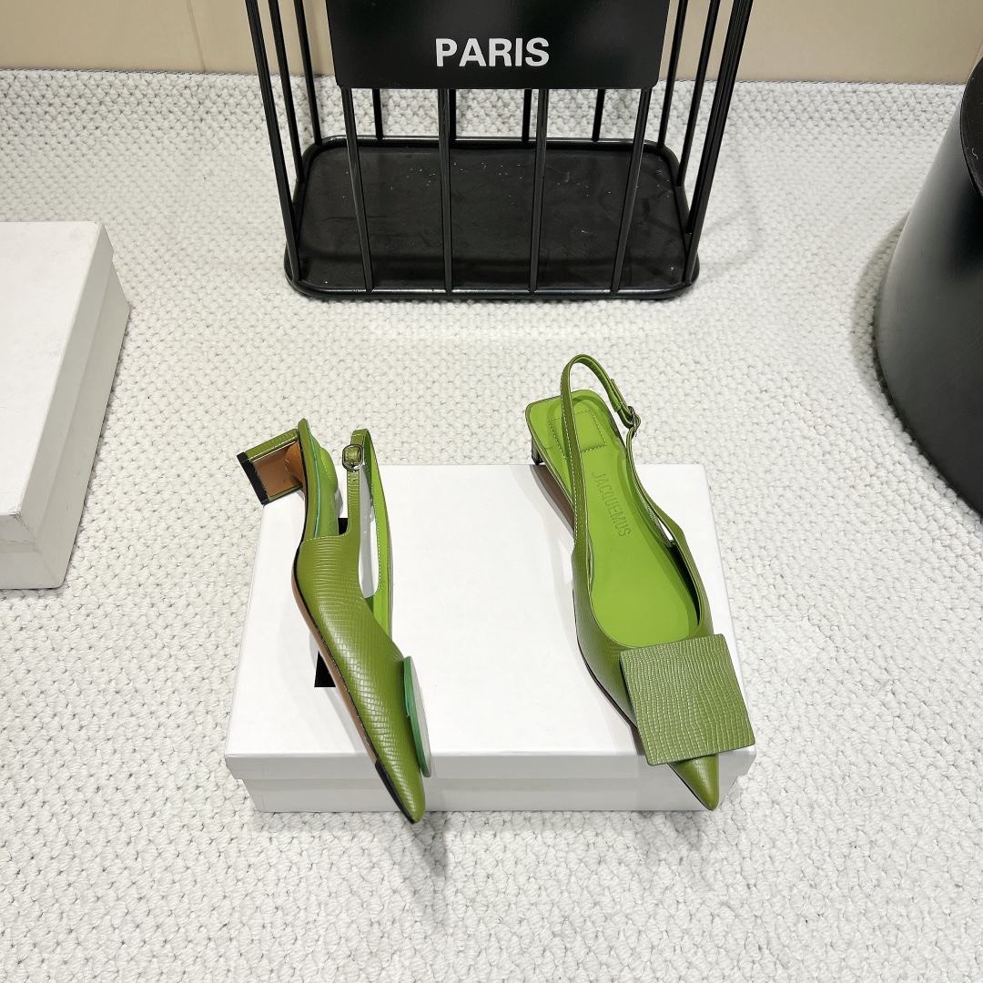 Jacquemus Geometric Low Heel Shoes: Elegant and Stylish Fashion Item - 图片 4