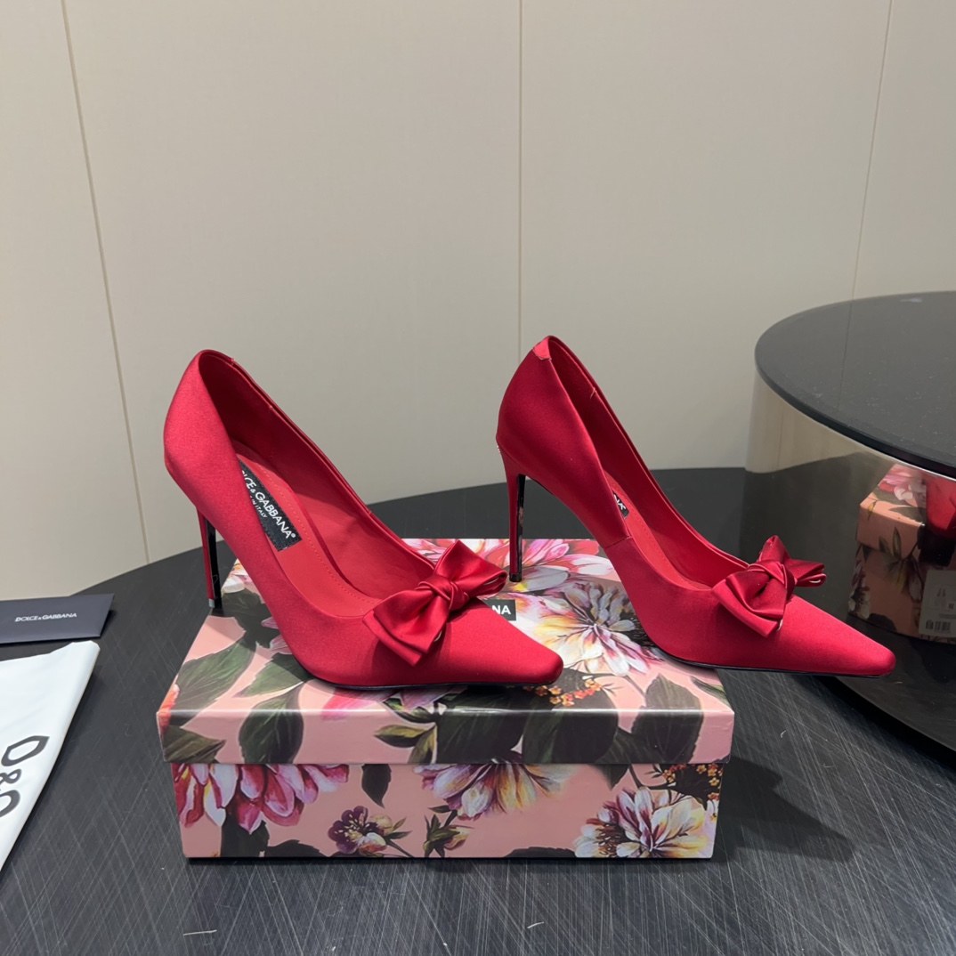DOLCE & GABBANA 775 Twist Edition Shoe Series: Retro-Engineered, Stylish and Comfortable - 图片 1