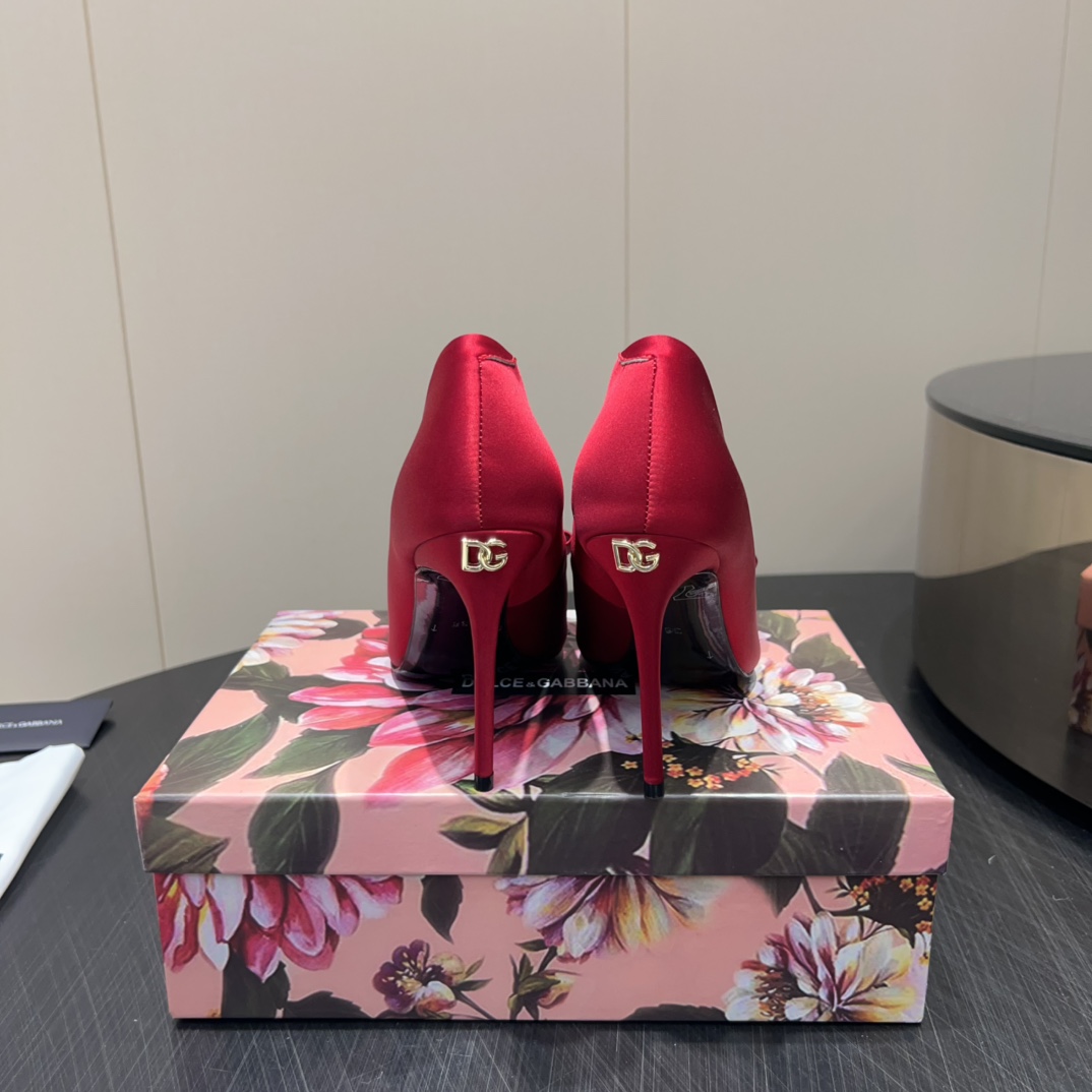 DOLCE & GABBANA 775 Twist Edition Shoe Series: Retro-Engineered, Stylish and Comfortable - 图片 8