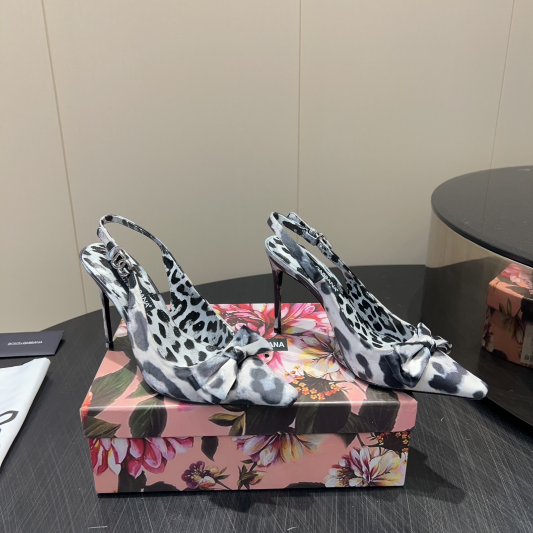 DOLCE & GABBANA 775 Twist Edition Shoes: Retro Style, Comfortable, Fashionable. - 图片 1