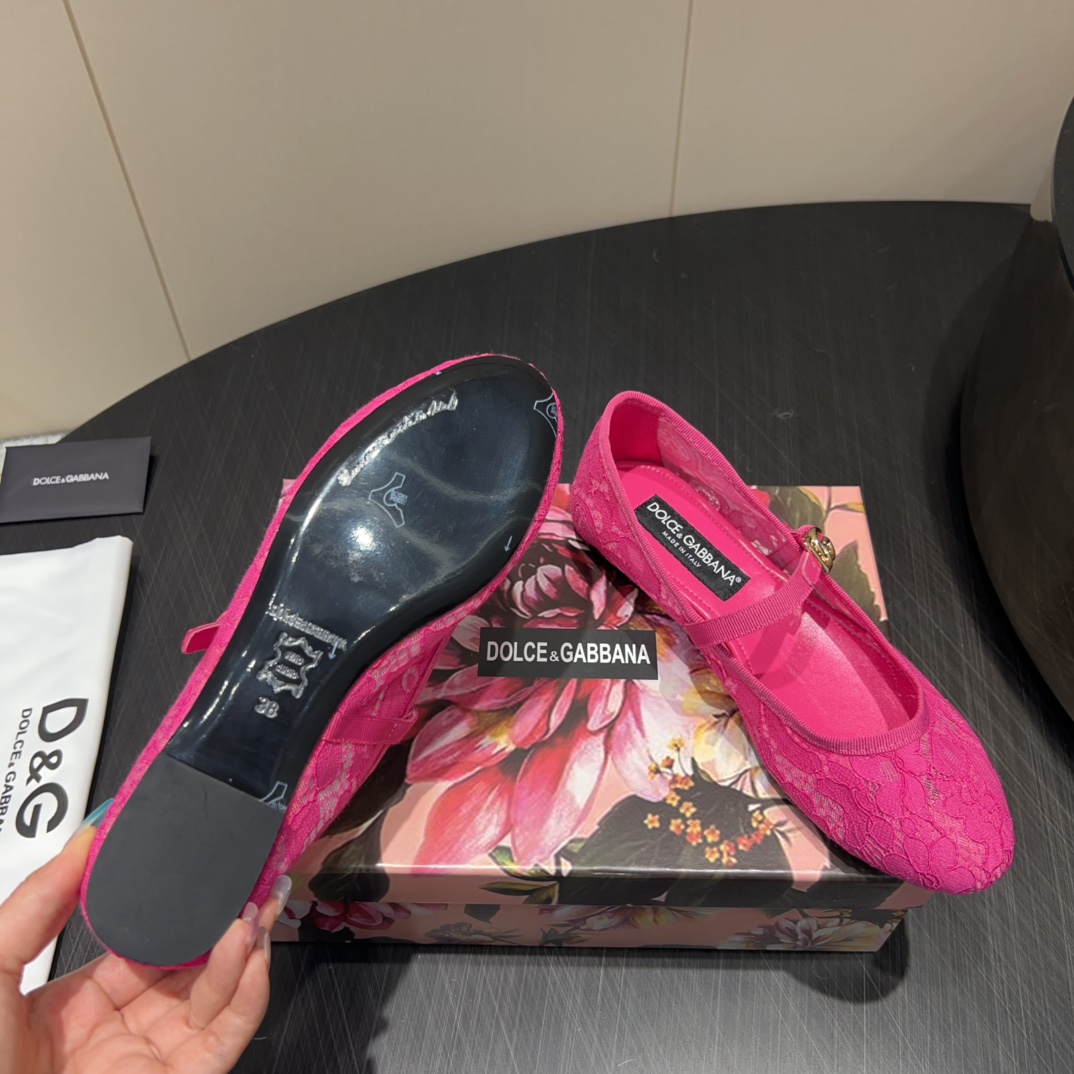 DOLCE & GABBANA 678 Twist Shoe Series: Retro-Engineered Custom Shoes for Spring-Summer - 图片 9