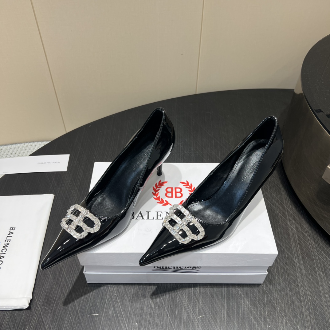 “Customized Italian Sheepskin Heels with 8cm Height and Original Packaging | 2025 Collection” - 图片 2