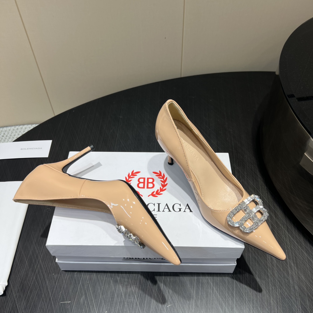 “744 Monopoly Top Version Custom Italian Leather Heels 2025 – Elegant, Comfortable, and Stylish Footwear Collection” - 图片 6