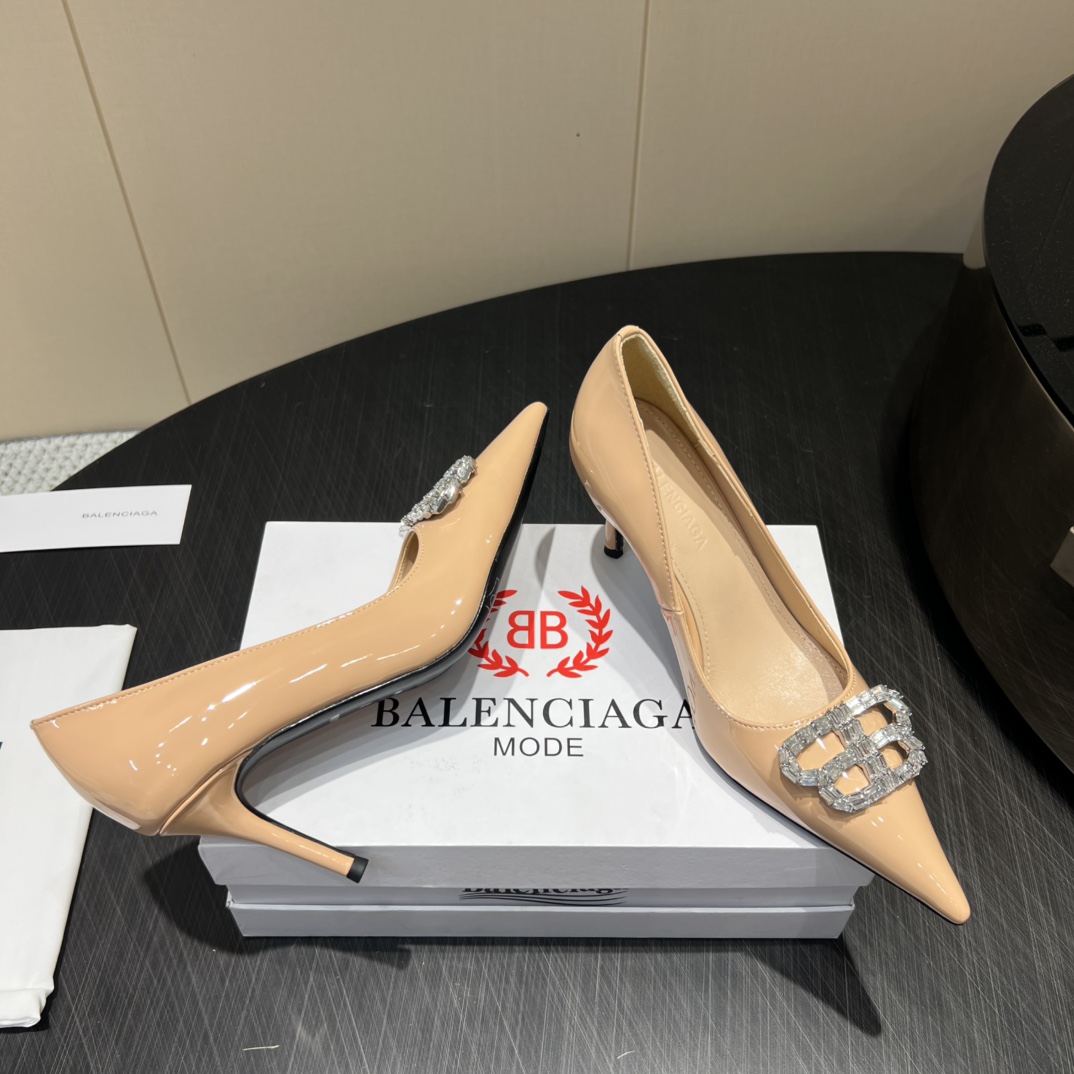 “744 Monopoly Top Version Custom Italian Leather Heels 2025 – Elegant, Comfortable, and Stylish Footwear Collection” - 图片 9