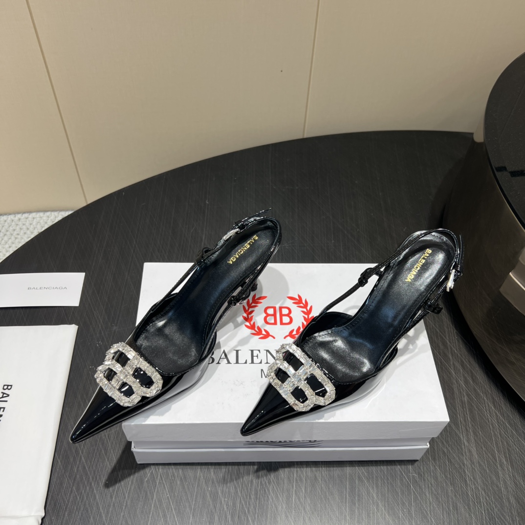 Title: 720 Monopoly Top Version Shoes Overview Summary: High-quality shoes with custom materials, elegant design, and 8cm heel, available in various colors and sizes. - 图片 2