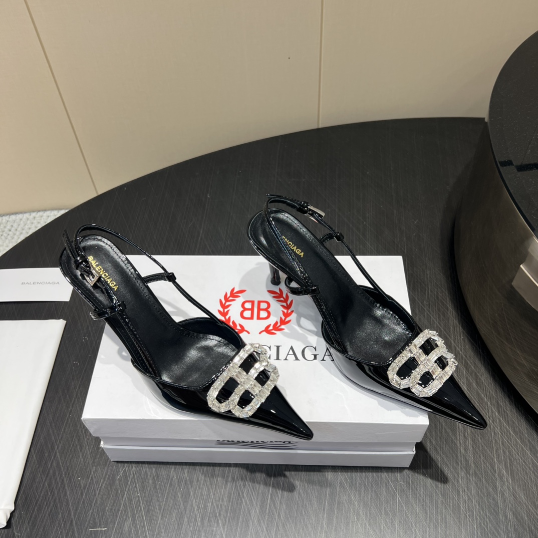 Title: 720 Monopoly Top Version Shoes Overview Summary: High-quality shoes with custom materials, elegant design, and 8cm heel, available in various colors and sizes. - 图片 1