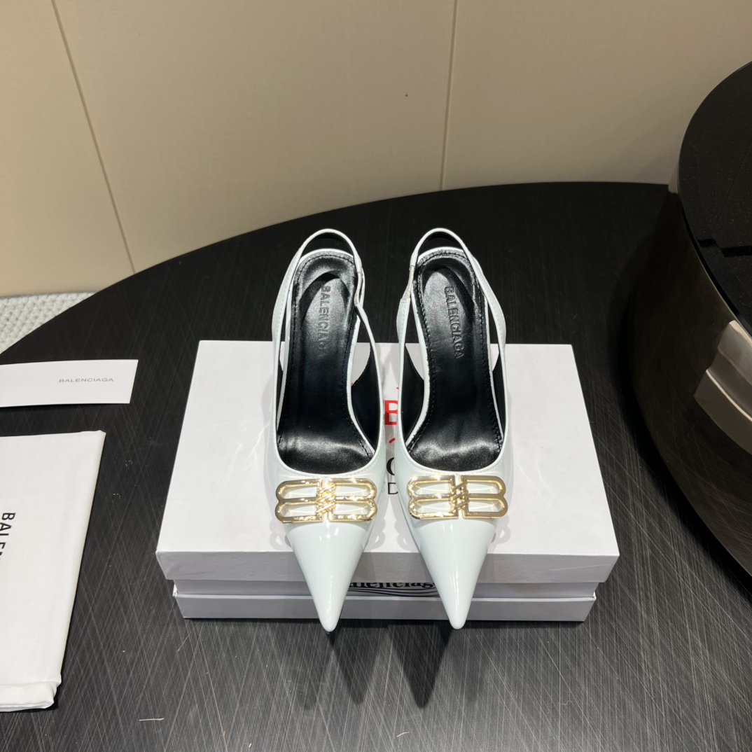 Title: Luxury Monopoly Top Version Shoe Features Zirconium Fabric and Italian Skin Bottom Summary: Premium shoe with cozy, soft design, zirconium fabric, sheepskin, and Italian leather bottom - 图片 9