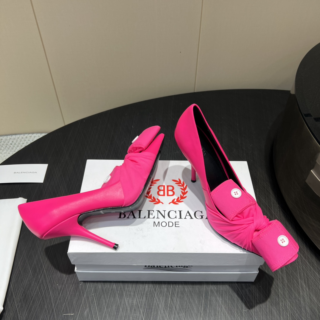 “720 Monopoly Top Version High Heels: Custom Italian Design with Sheepskin and Shellfish Buttons” - 图片 8