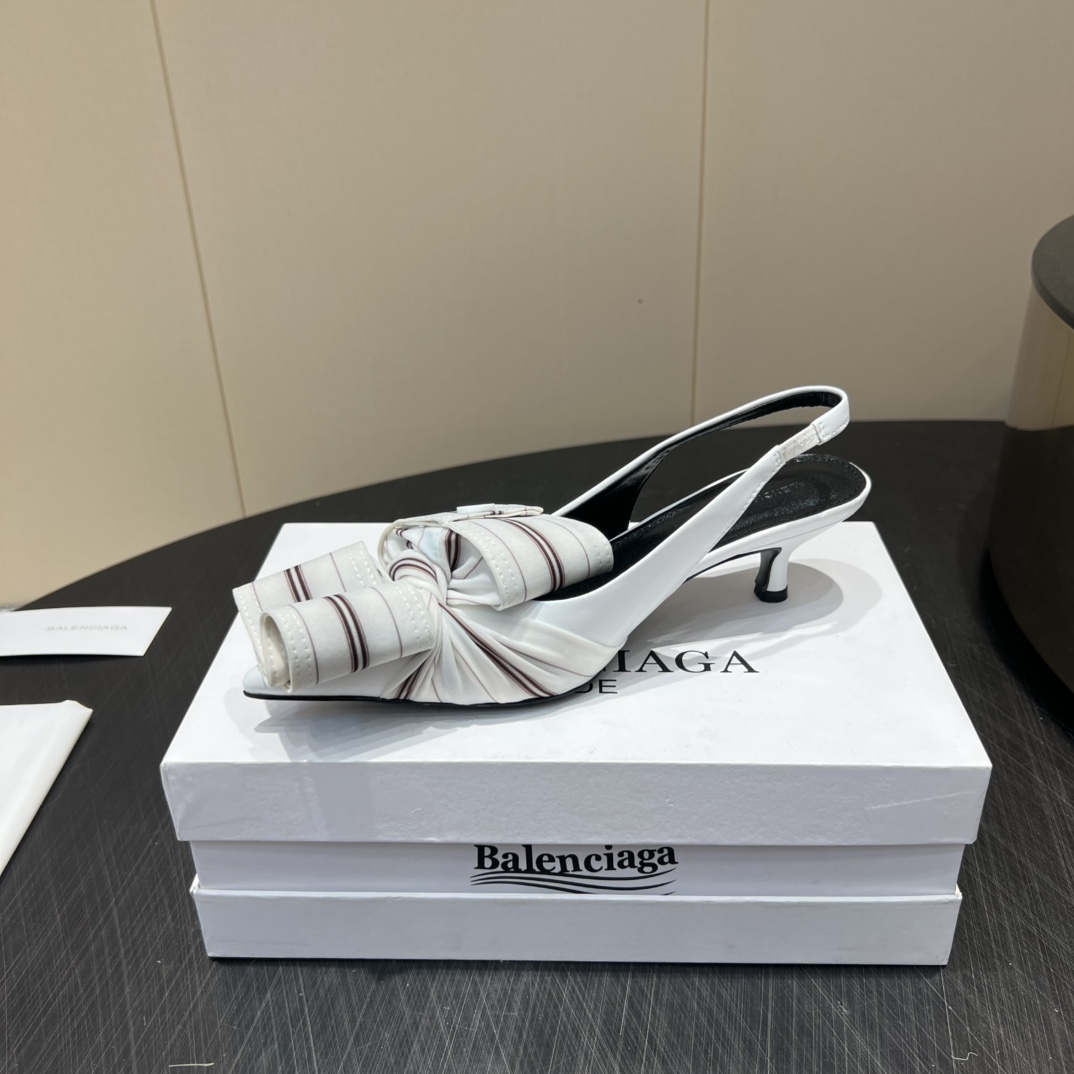 Monopoly Top Version 720 Shoe Collection with Italian Leather Bottoms and Custom Sheepskin Inner – 2025 Fashion Trends - 图片 4