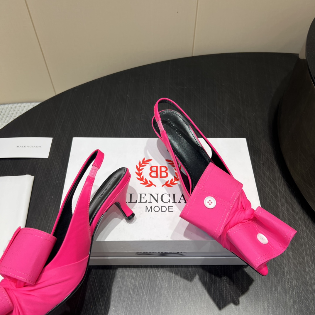 “720 Monopoly Top Version High Heels: Italian Leather, Sheepskin, Button Details, 5cm Heel Height (2025 Collection)” - 图片 8