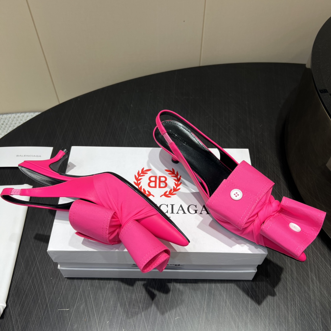 “720 Monopoly Top Version High Heels: Italian Leather, Sheepskin, Button Details, 5cm Heel Height (2025 Collection)” - 图片 7