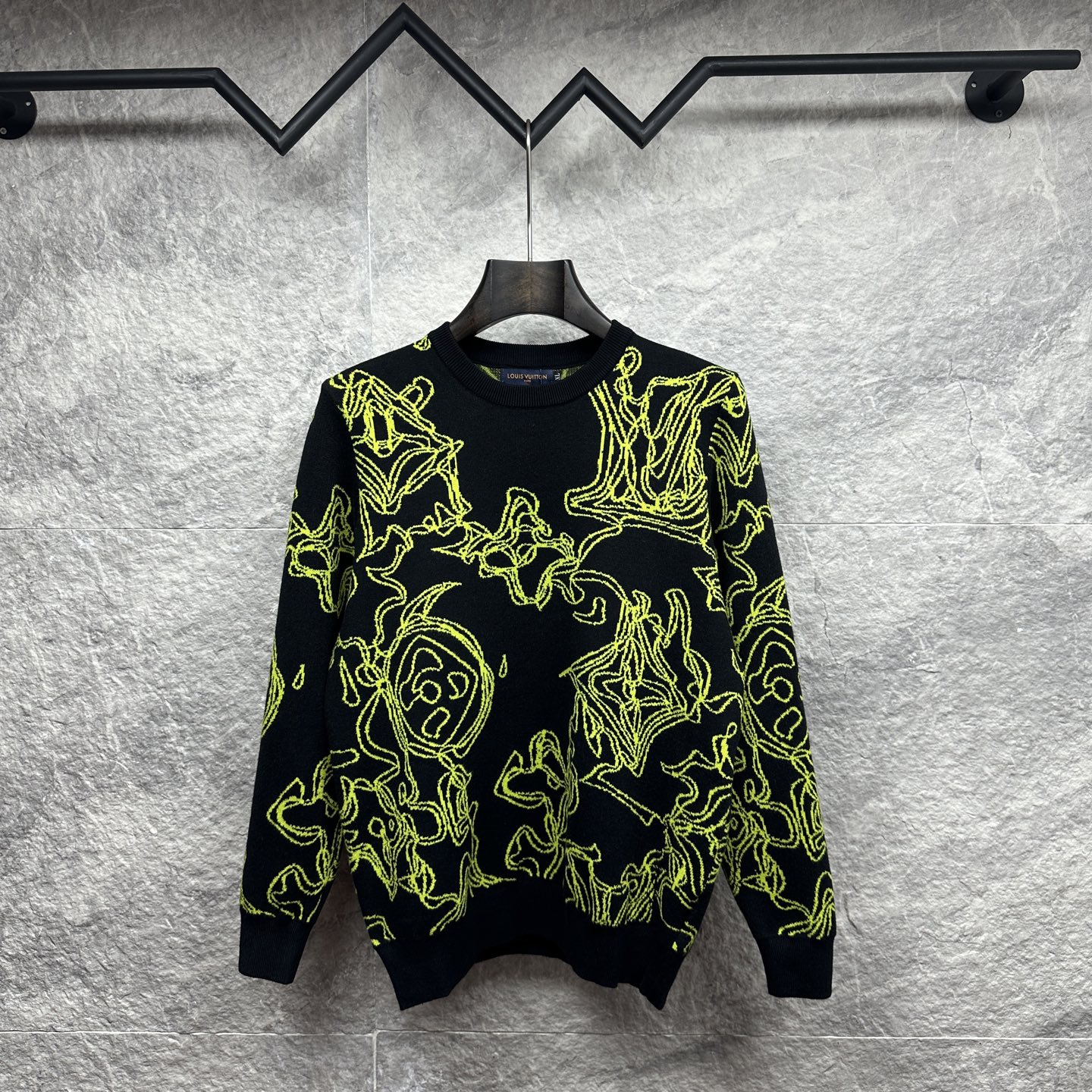 P145 Lujia 2025 nuevo suéter de cuello redondo de jacquard verde fluorescente para parejas 🍃 Versión alta de alta cali…