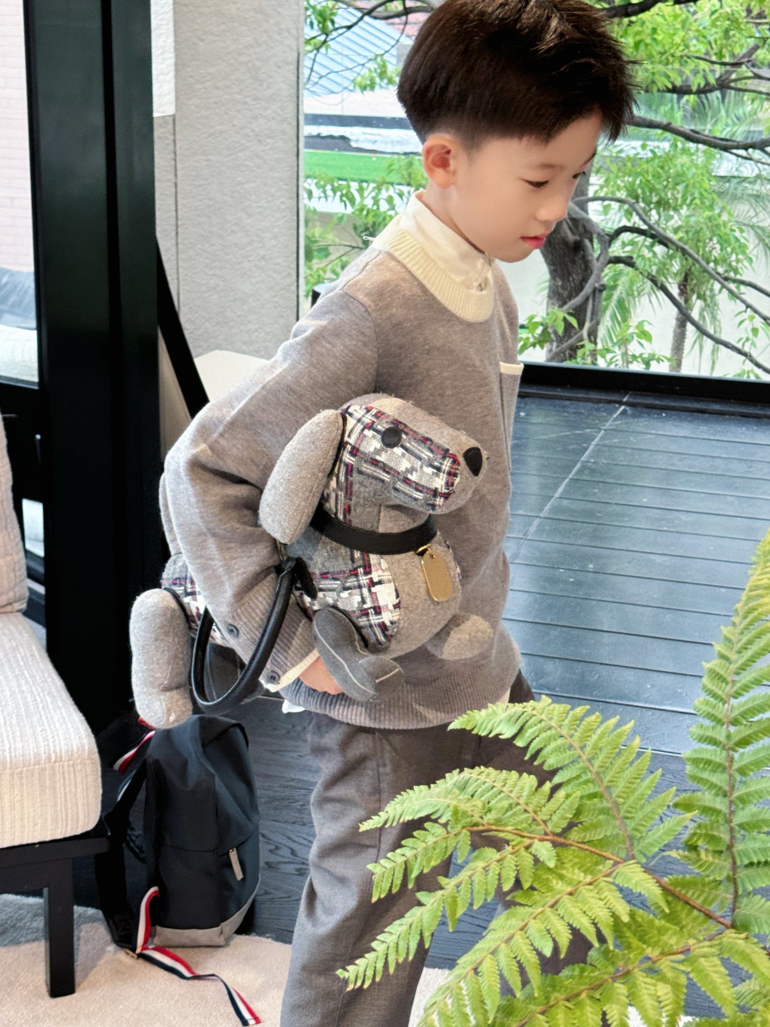 Stylish 2024 TB Pocket Sweater: Cash 100-160, College Fashion Statement with Bright Eyes. - 图片 4