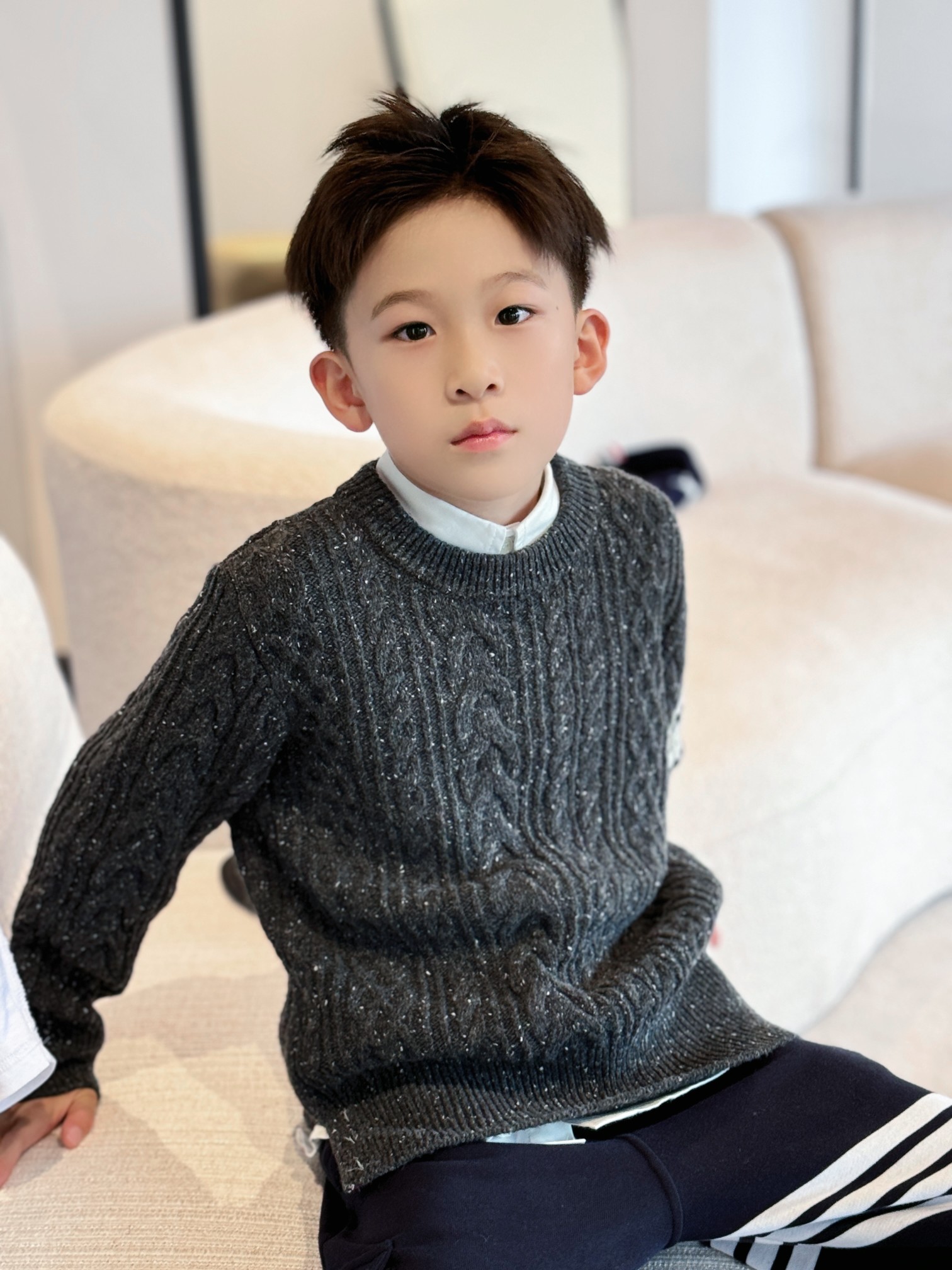 2024 TB Family Sweater Collection: Stylish, Warm, and Cozy - 图片 5