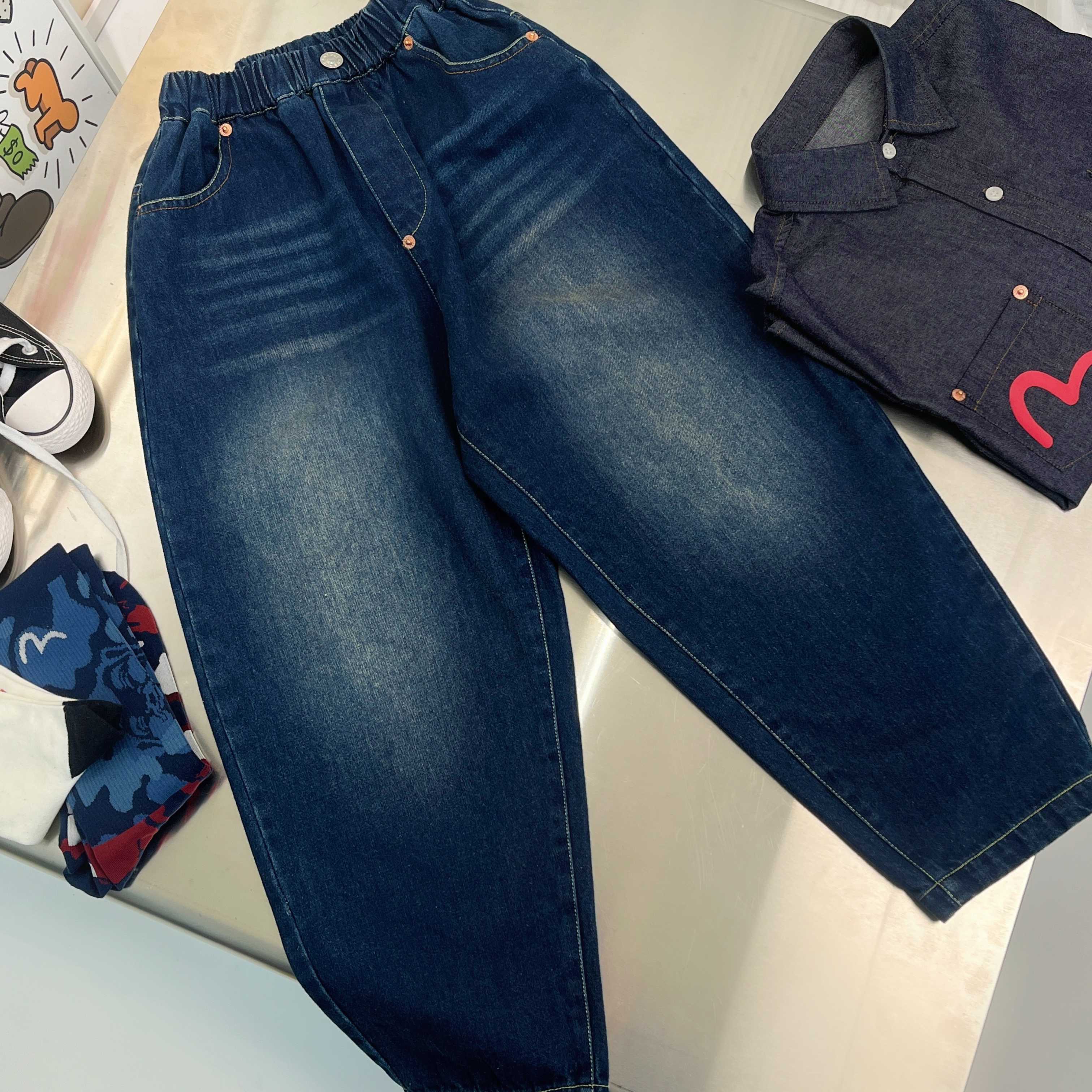 Stylish Fukugami Jeans: Classy Color, Water Wash, Super Handsome - 图片 1