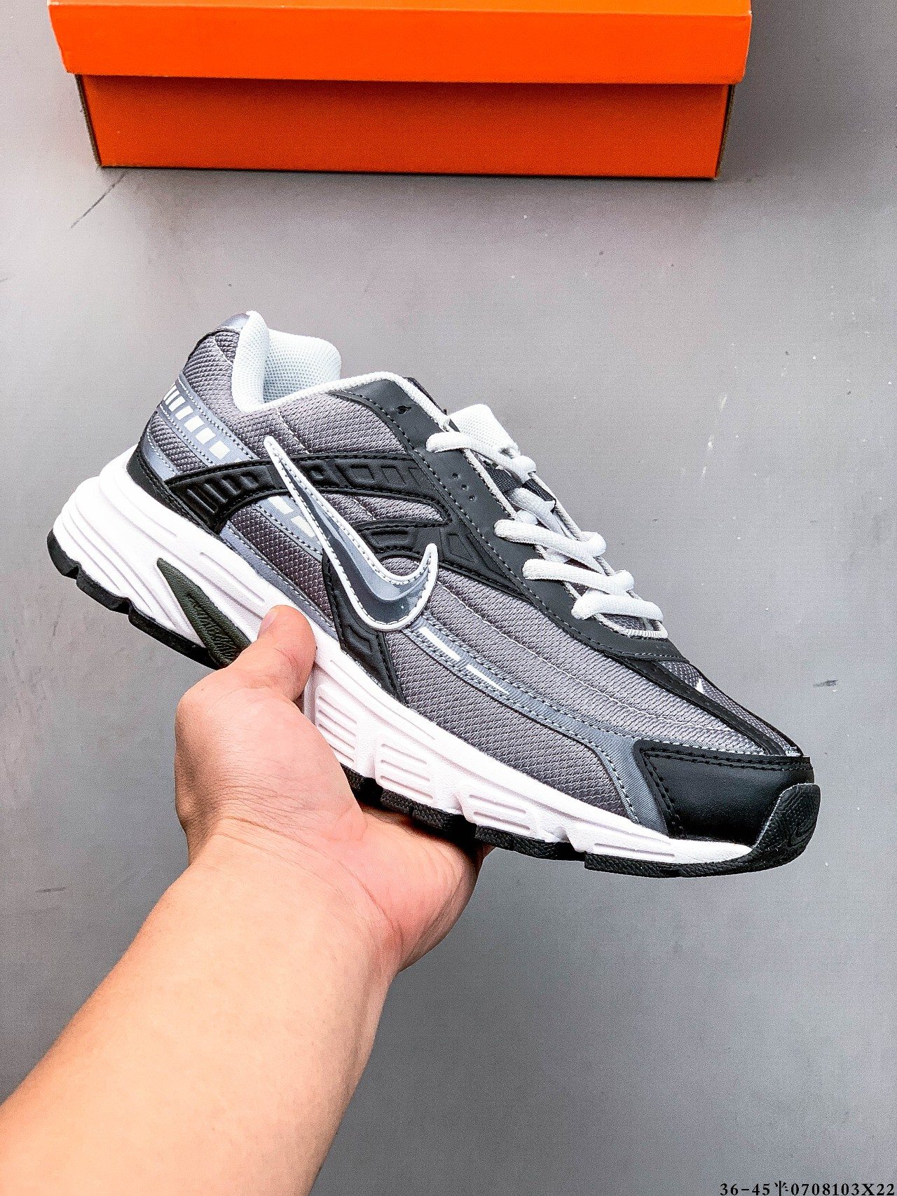 耐克Nike Initiator 🈴️💰150
耐克Nike Initiator 2025 复古老爹鞋透气百搭运动休闲鞋
0708103X22