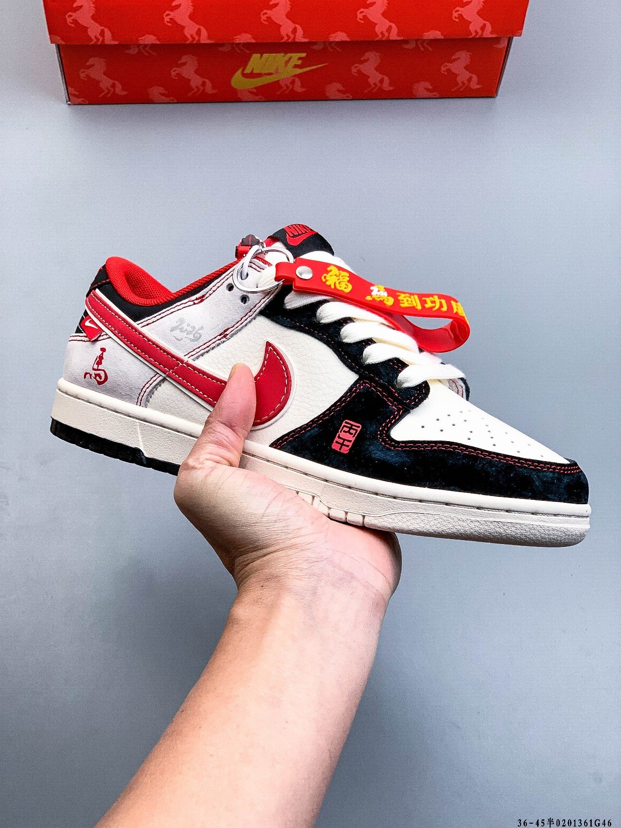 _dlq9s4u-X9jXv0CKmHdW8h-EKC6Yj2UddI5G75g