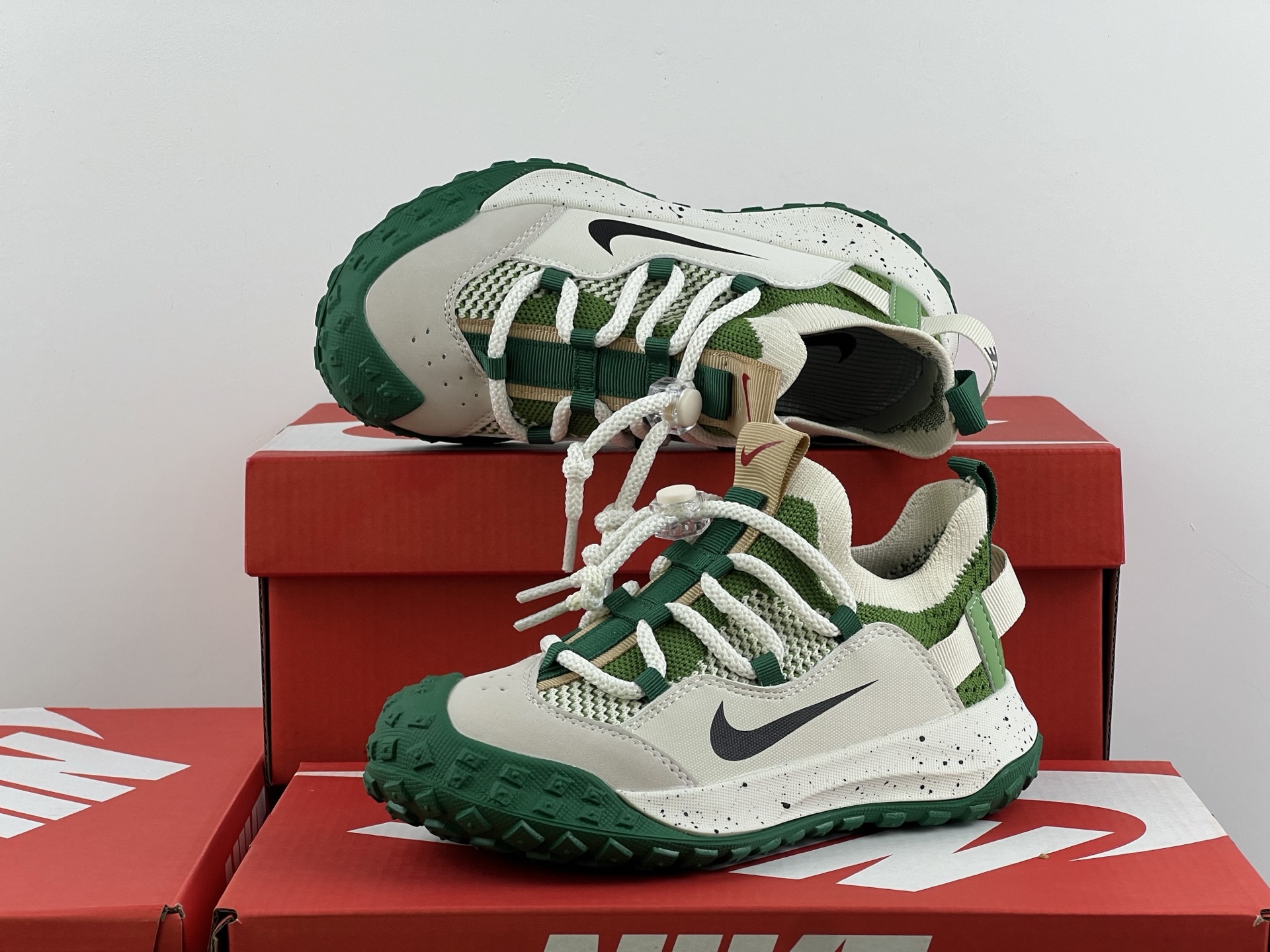 耐克飞织面轮胎底儿童一脚蹬运动鞋26-37 2025耐克秋季新款轮胎底儿童运动鞋松紧带登山休闲童鞋，飞织韩版轮胎底防滑底透气户外轻便运动鞋-选品中心