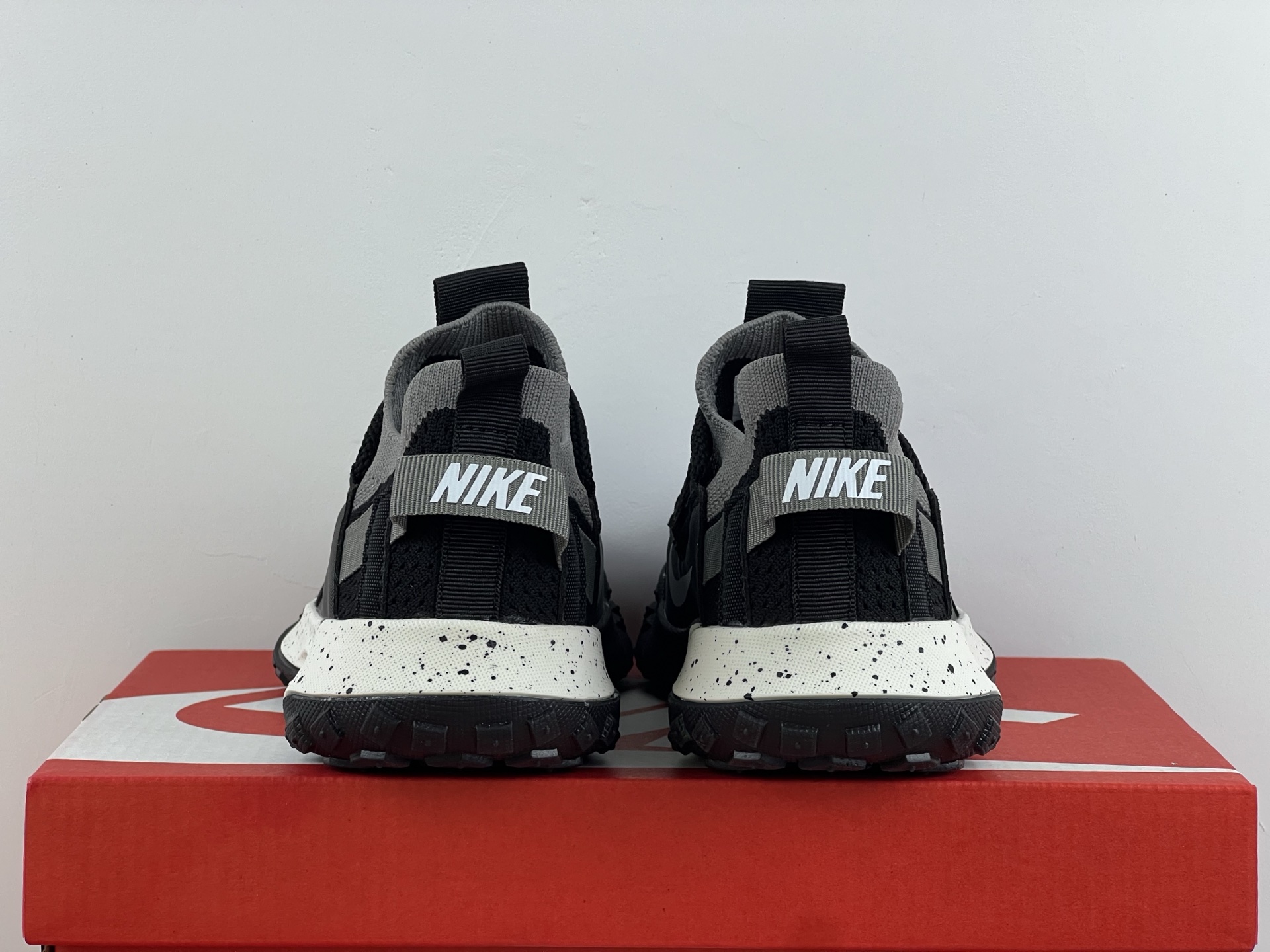 图片[7]-耐克飞织面轮胎底儿童一脚蹬运动鞋26-37 2025耐克秋季新款轮胎底儿童运动鞋松紧带登山休闲童鞋，飞织韩版轮胎底防滑底透气户外轻便运动鞋-选品中心