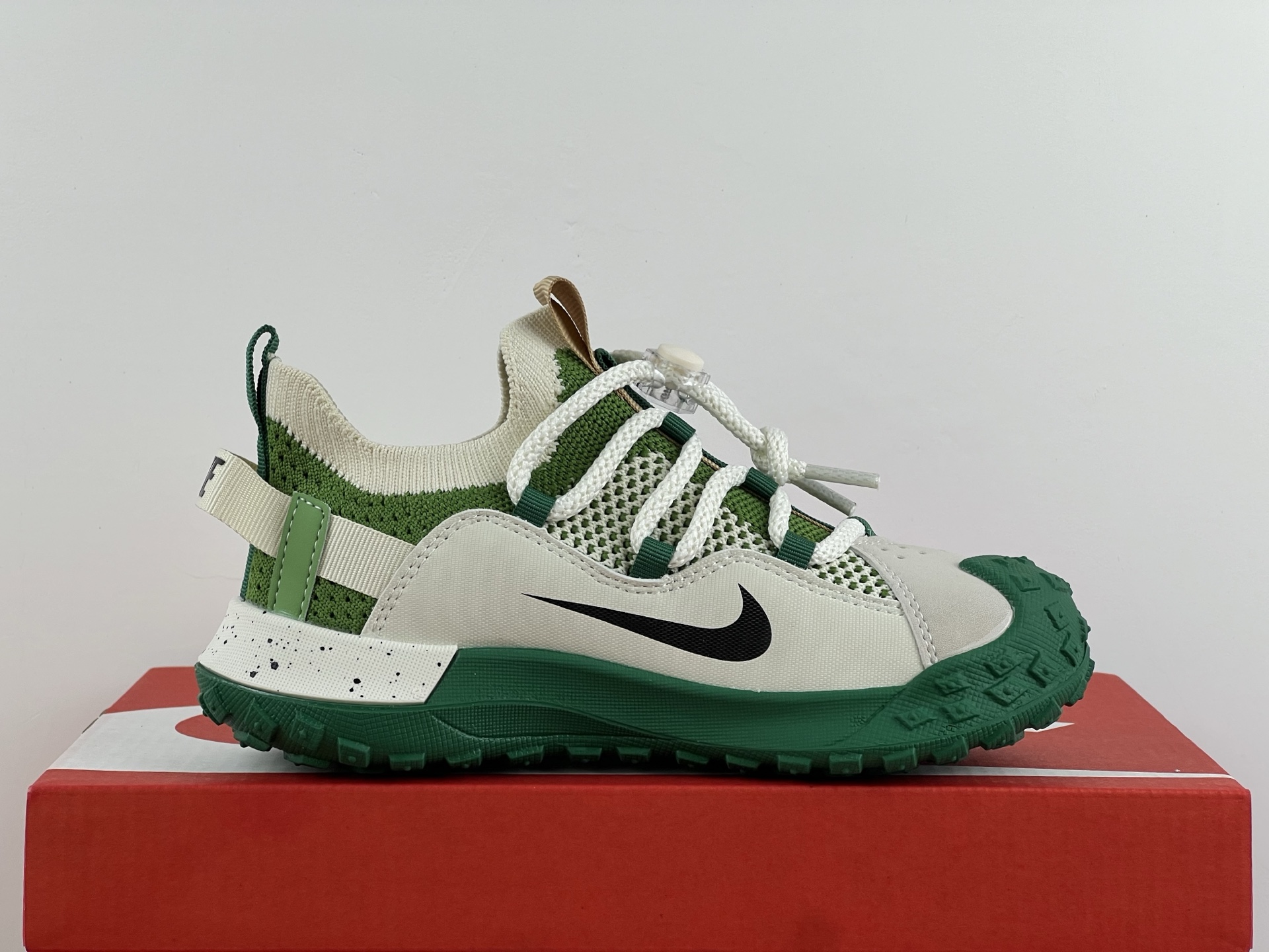 图片[6]-耐克飞织面轮胎底儿童一脚蹬运动鞋26-37 2025耐克秋季新款轮胎底儿童运动鞋松紧带登山休闲童鞋，飞织韩版轮胎底防滑底透气户外轻便运动鞋-选品中心