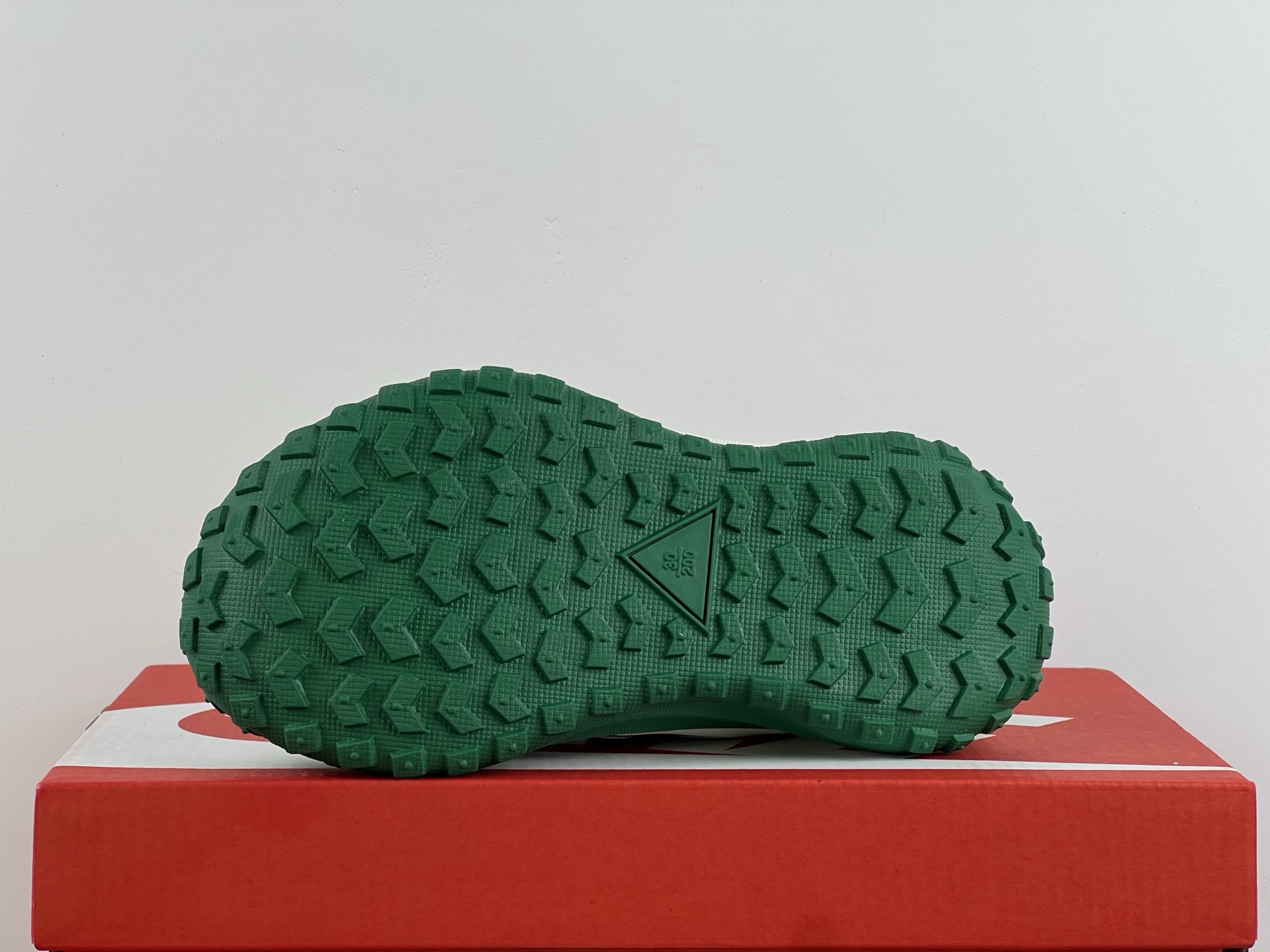 图片[8]-耐克飞织面轮胎底儿童一脚蹬运动鞋26-37 2025耐克秋季新款轮胎底儿童运动鞋松紧带登山休闲童鞋，飞织韩版轮胎底防滑底透气户外轻便运动鞋-选品中心