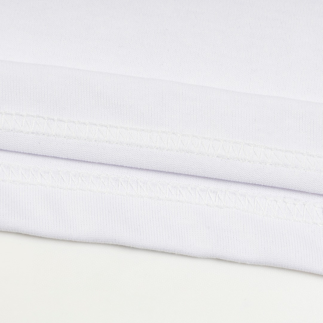 Moncler 2025 Collection: Custom 3D Logo T-Shirts in Black & White, Unisex XS-L. - 图片 8