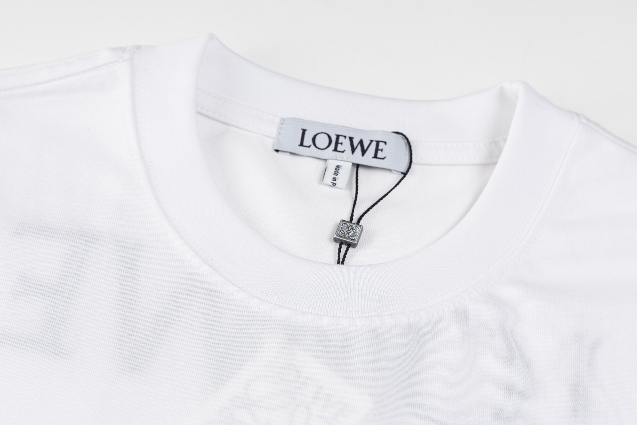 High-End Couple T-Shirts 2025: White Cotton, Unisex, XS-L, High Quality - 图片 4