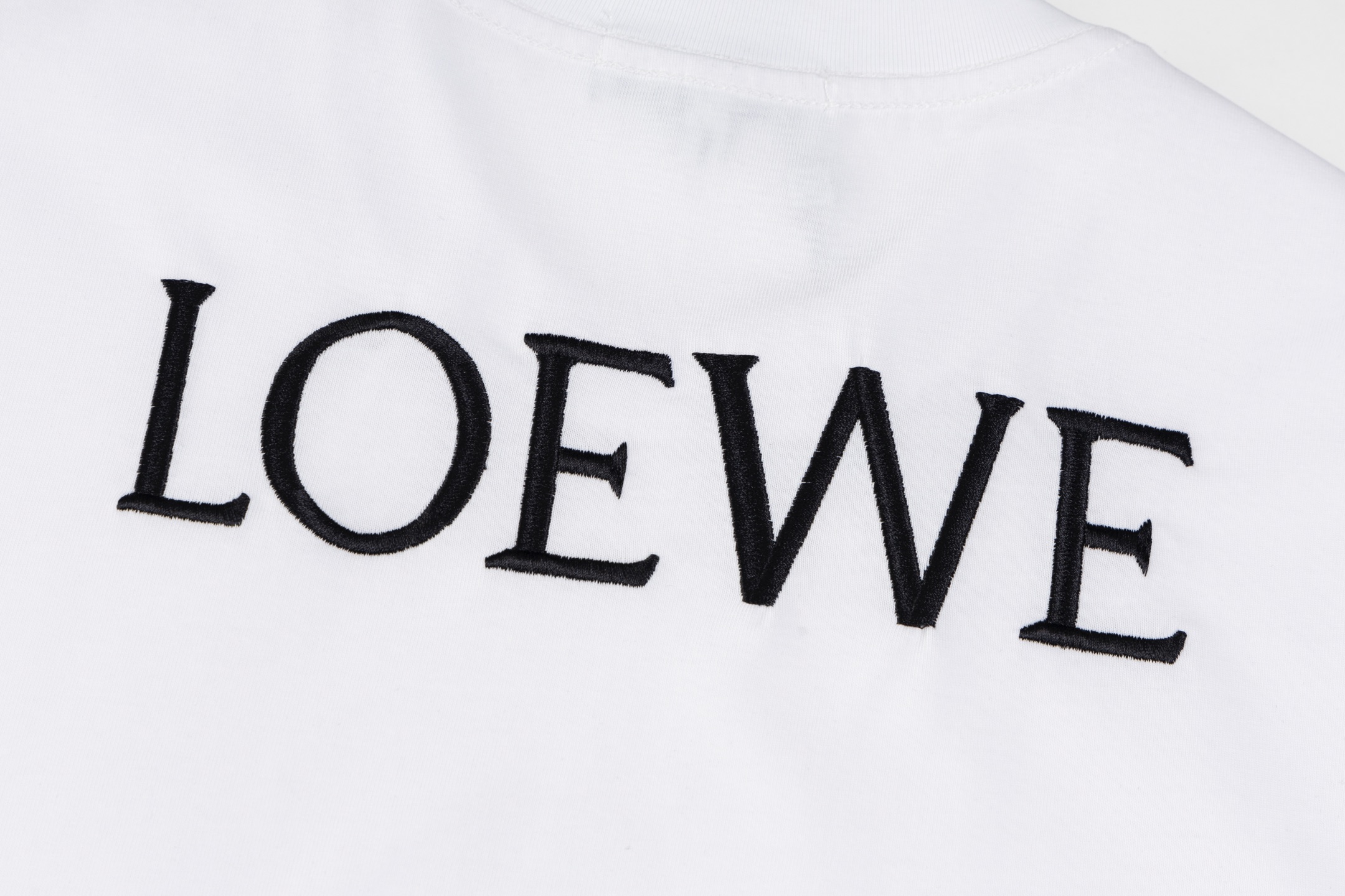 High-End Couple T-Shirts 2025: White Cotton, Unisex, XS-L, High Quality - 图片 5