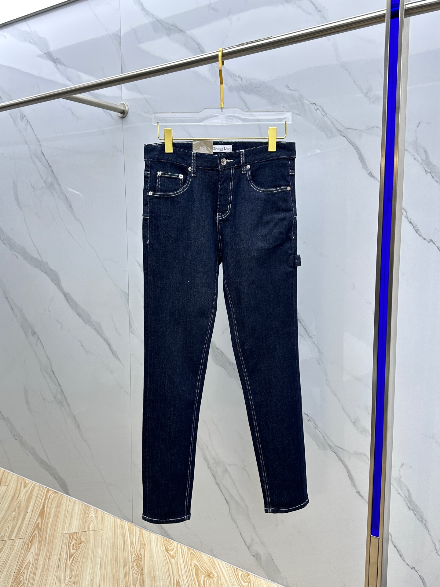  🆕Christian Dior·迪奥 🔥高端定制、2025早春最新款小脚牛仔裤 柜台同步发售 进口固色