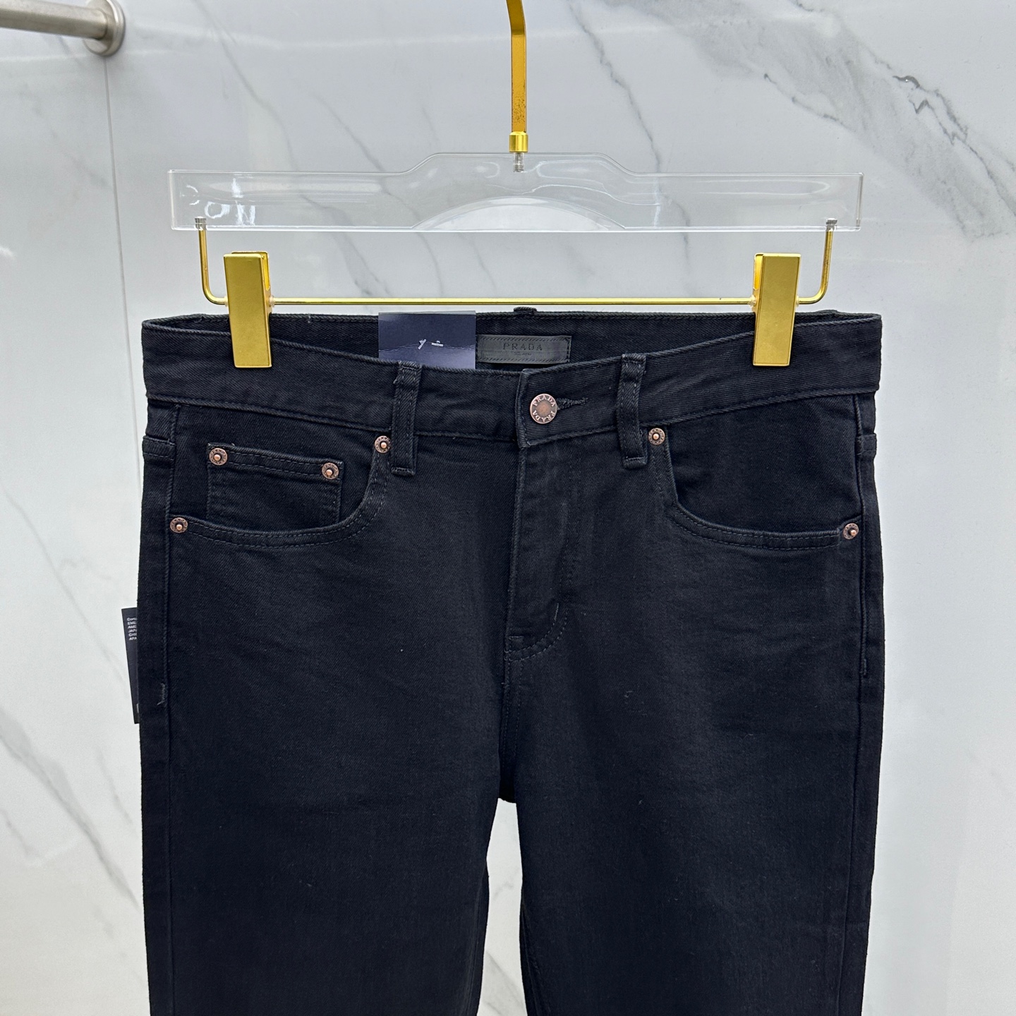  🆕Prada·普拉达 🔥高端定制、2025早春最新款小脚牛仔裤 柜台同步发售 进口固色面料 原版定制复