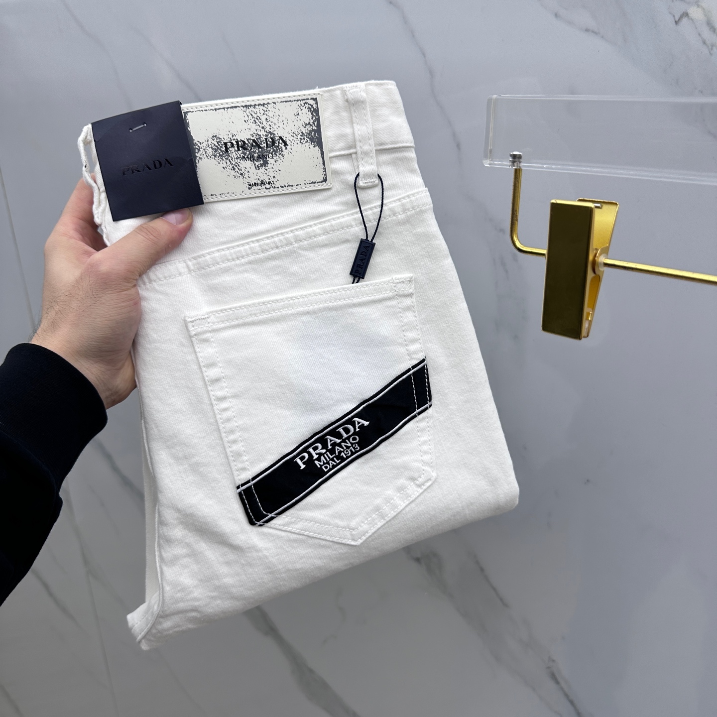  🆕Prada·普拉达 🔥高端定制、2025早春最新款小脚牛仔裤 柜台同步发售 进口固色面料 原版定制复