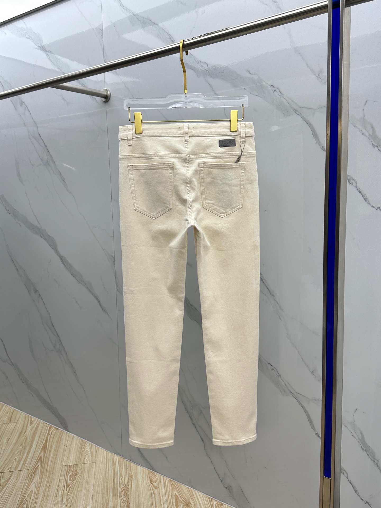  🆕Christian Dior·迪奥 🔥高端定制、2025早春最新款小脚牛仔裤 柜台同步发售 进口固色