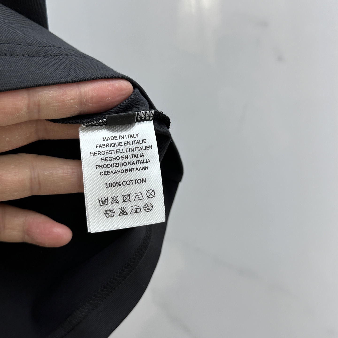  🆕GUCCI·古驰 高定纯棉面料 2025春夏新品上市🍃时尚经典圆领短袖👍🏻时尚单品设计，更加时尚舒适