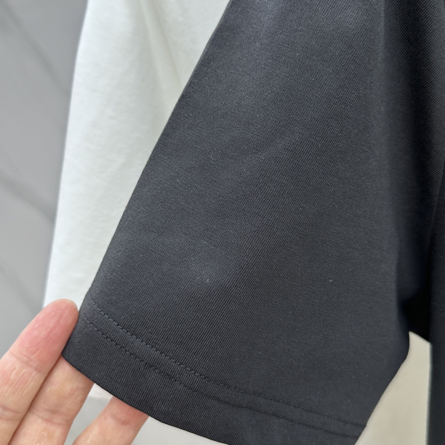  🆕GUCCI·古驰 高定纯棉面料 2025春夏新品上市🍃时尚经典圆领短袖👍🏻时尚单品设计，更加时尚舒适