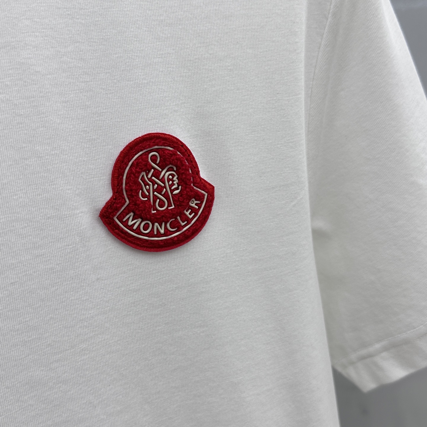  🆕Moncler·蒙口  高定纯棉面料 2025春夏新品上市🍃时尚经典圆领短袖👍🏻时尚单品设计，更加时