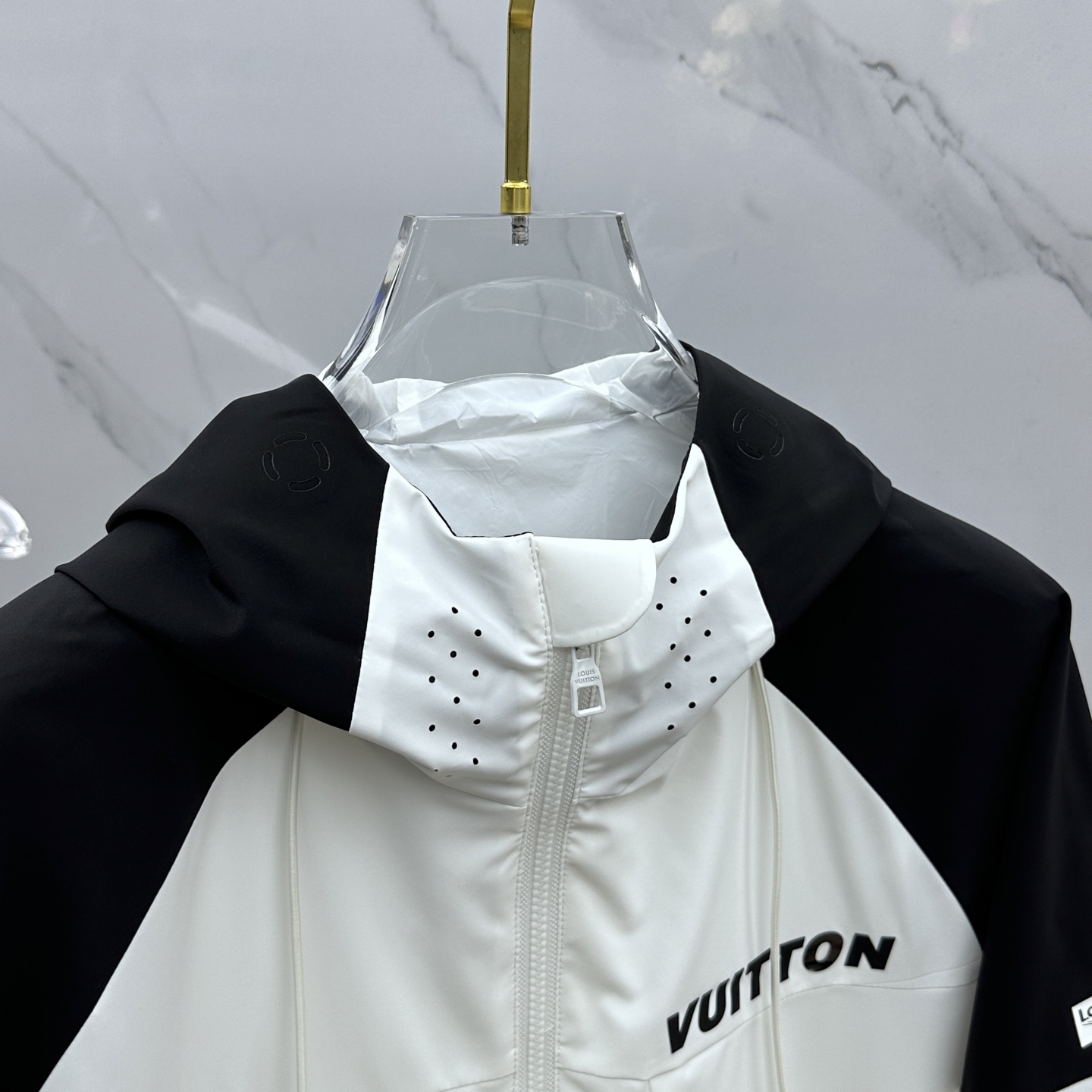 。 🆕LV·路易威登 2025开秋新款男士夹克连帽（不可拆卸）外套，原单三标齐全高端版本！拉链款式 高定