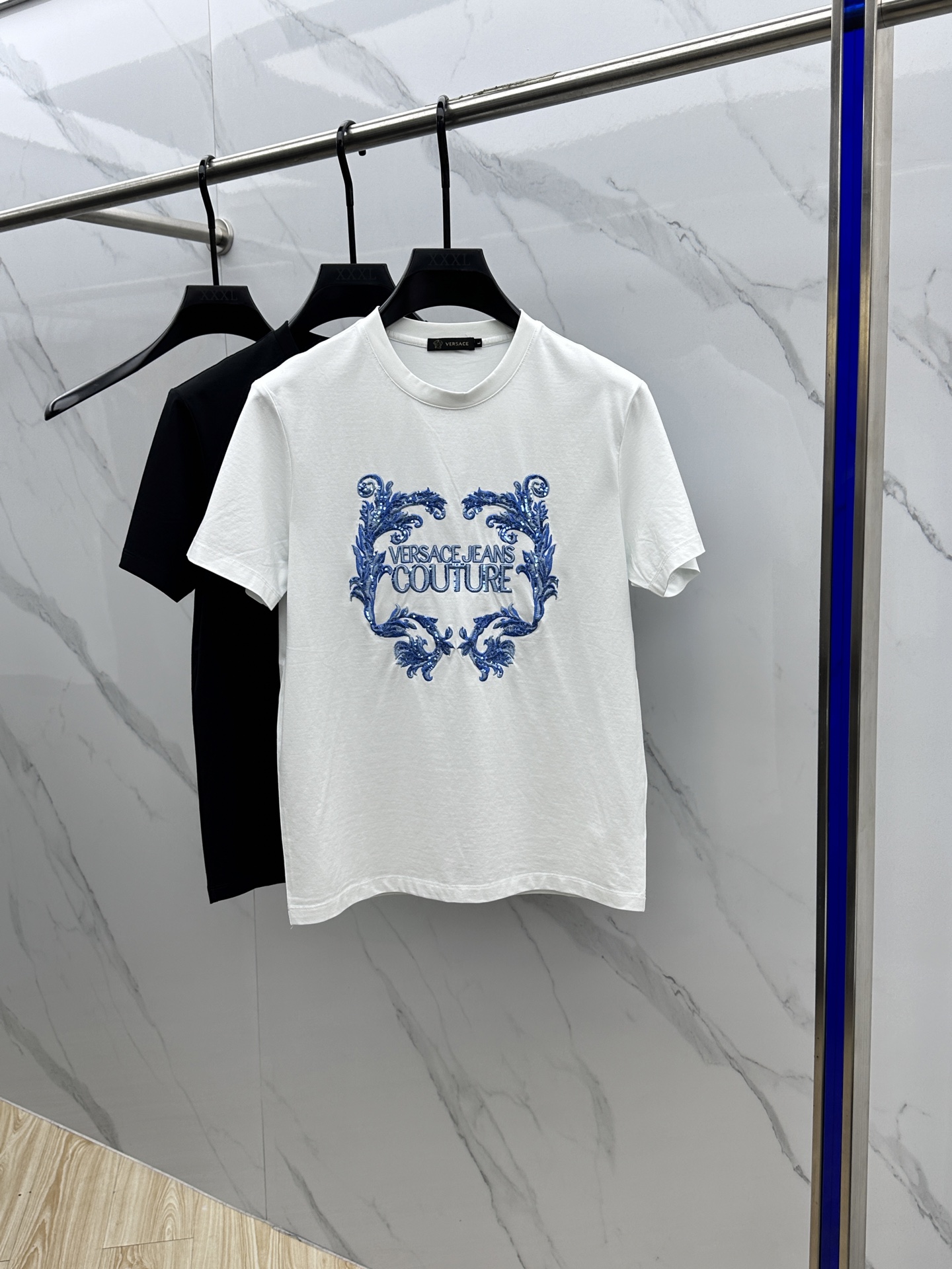  🆕VERSACE·范思哲  2025春夏新款首发专柜最新款短袖圆领T恤 高端订制 设计前卫时尚！品牌l