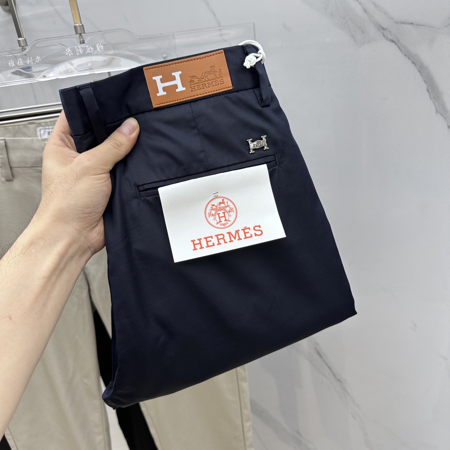 2025 New Fashionable Recreational Pants with Original Hardware Parts - 图片 1