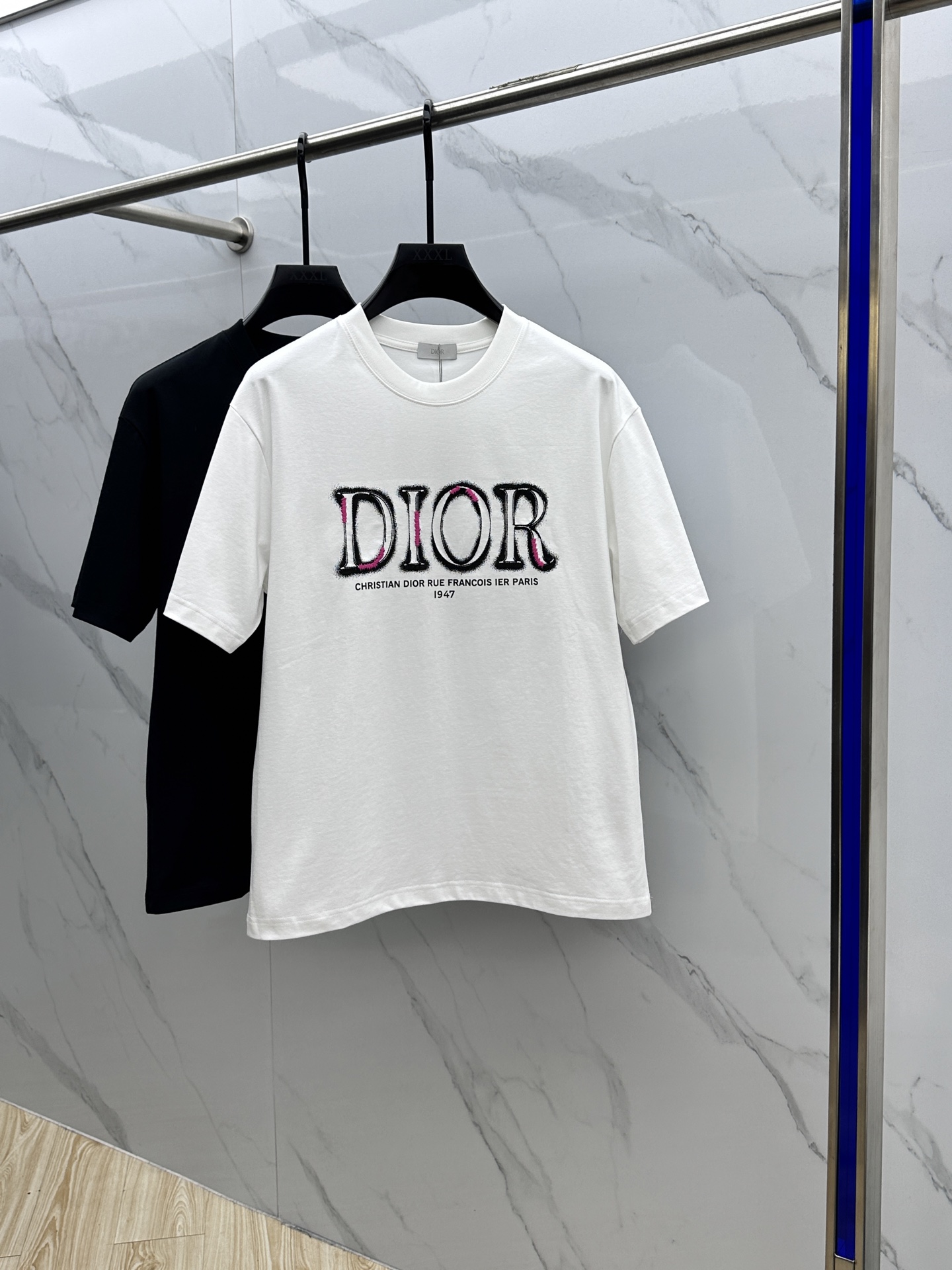 🆕Christian Dior·迪奥 2025FW春夏新品圆领打底外穿T恤，立体感logo微廓形半袖2