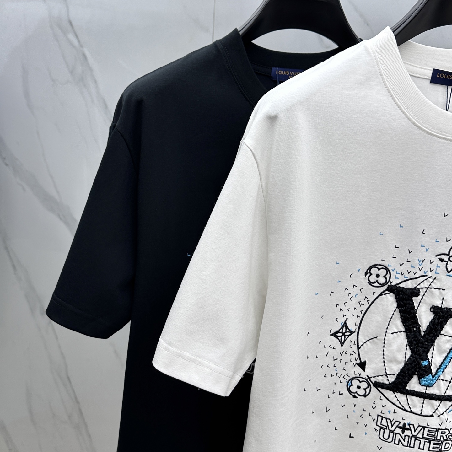  🆕Louis Vuitton·路易威登  2025FW春夏新品圆领打底外穿T恤，立体感logo微廓形半