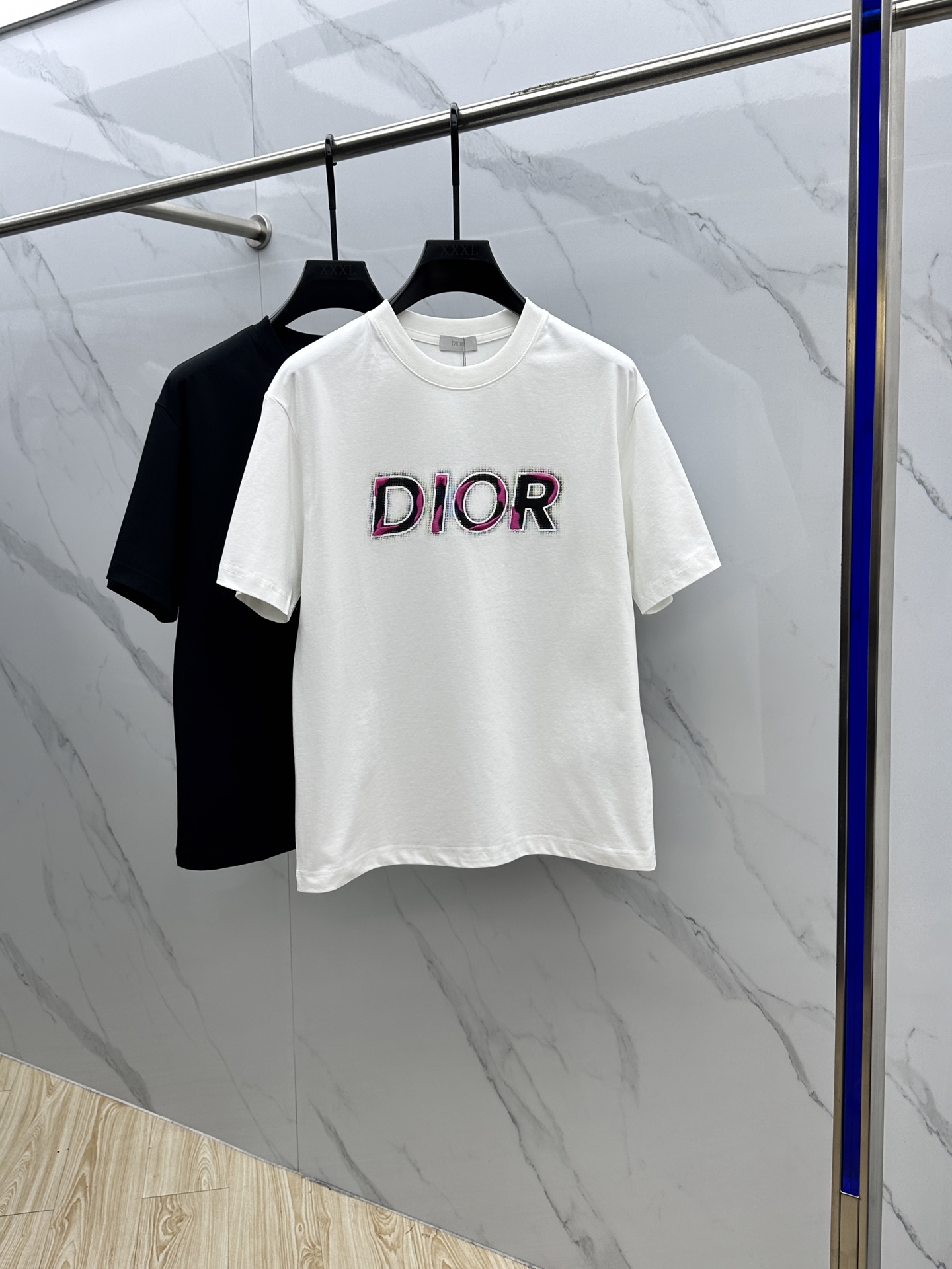  🆕Christian Dior·迪奥   2025FW春夏新品圆领打底外穿T恤，立体感logo微廓形半